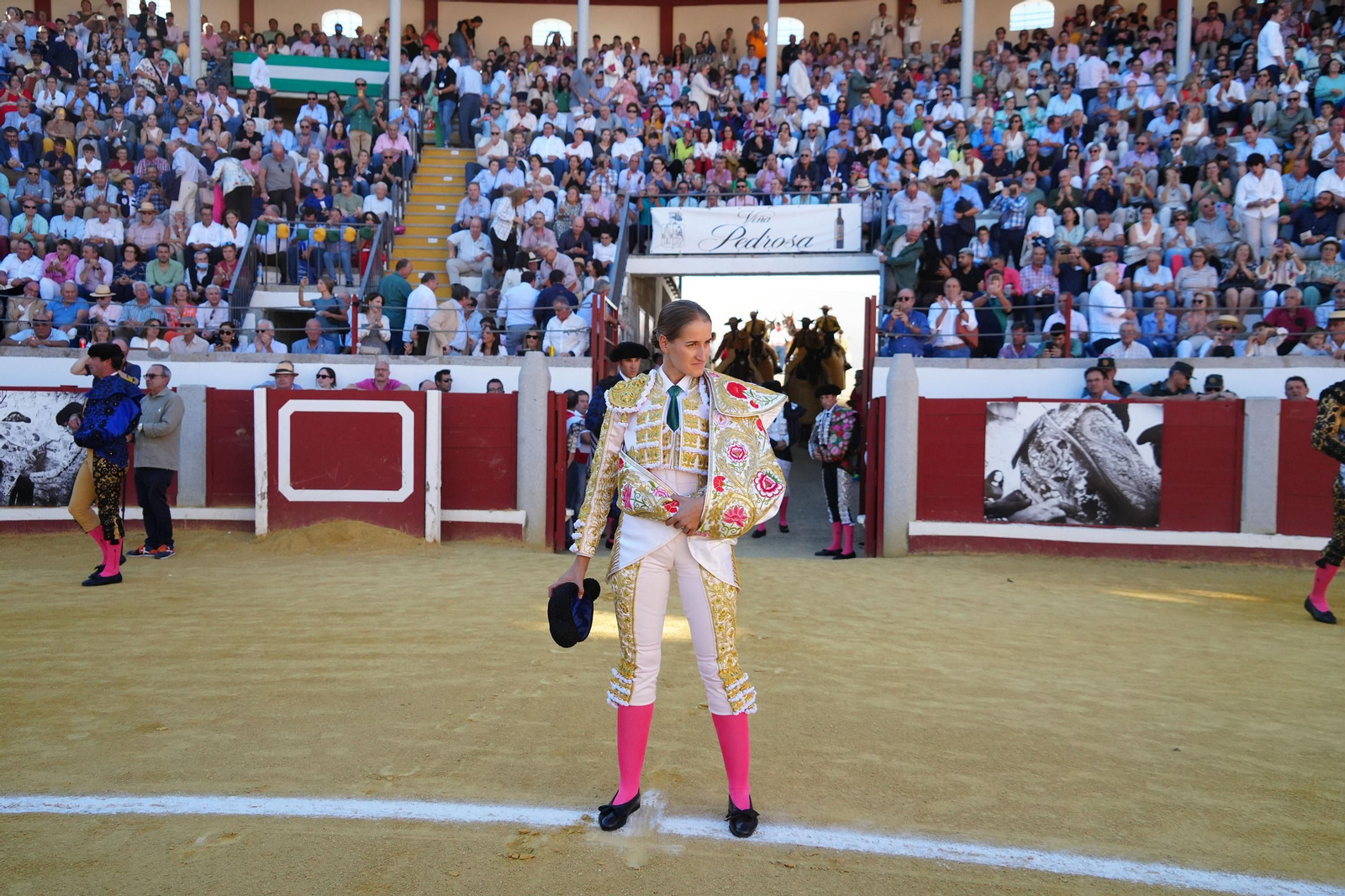 El triunfo de Rocío Romero, Manzanares y Roca Rey en la plaza de toros Pozoblanco, en imágenes