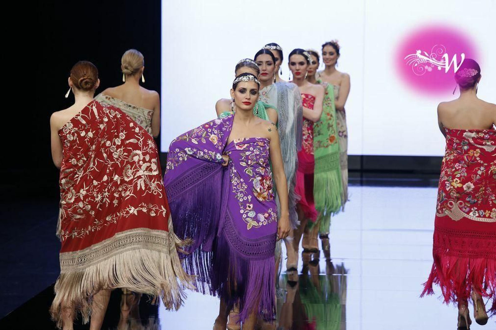 Bordados Manuela Romero y su artesanía desfilan en SIMOF 2020, todas las fotos