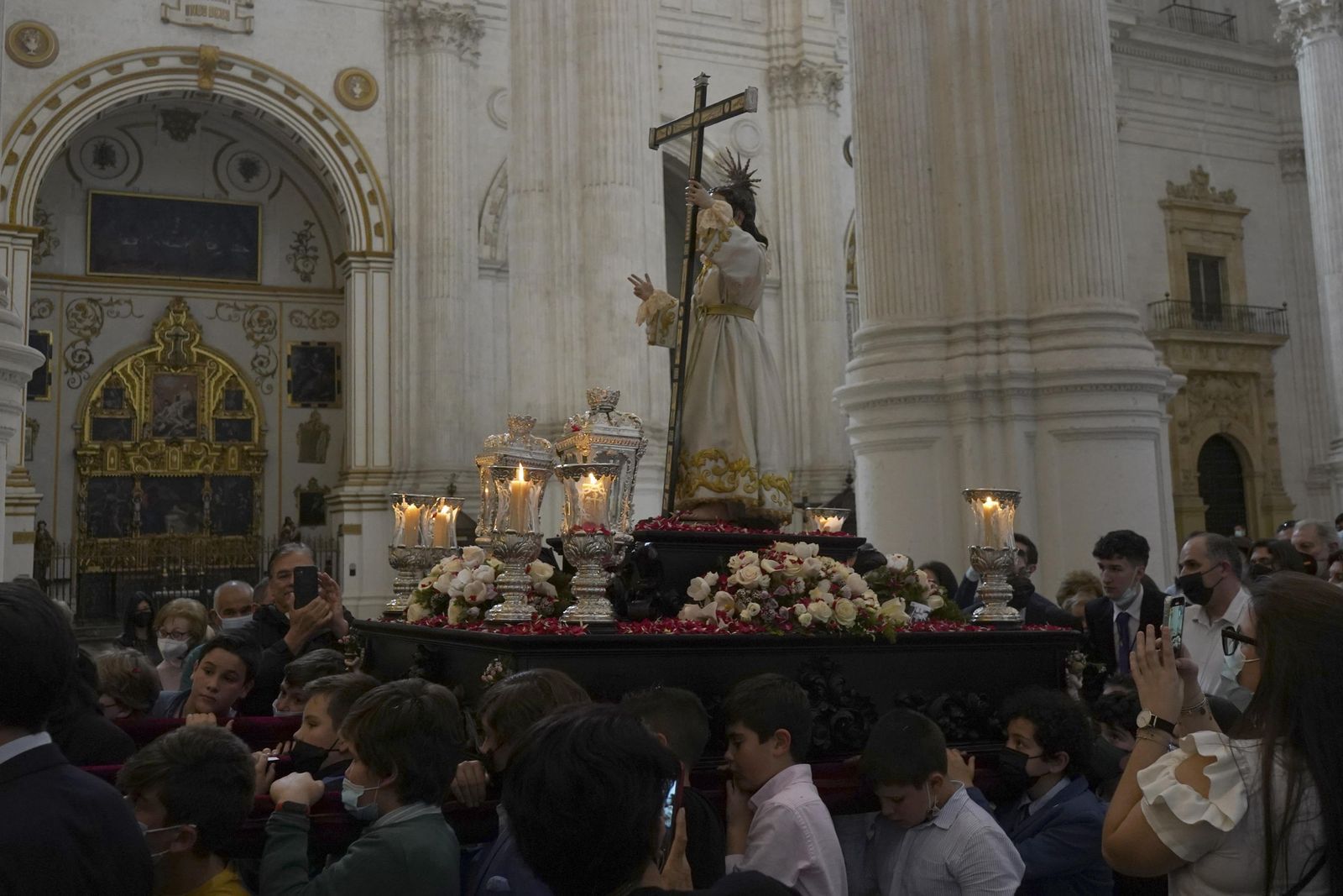 Imágenes del Domingo Santo en Granada