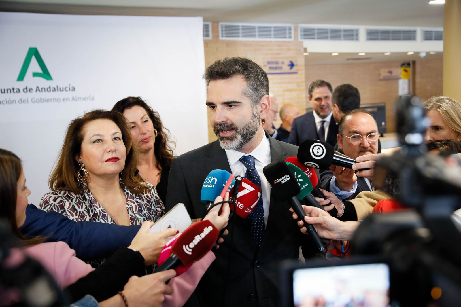 Imágenes de las entregas de las banderas de Andalucía