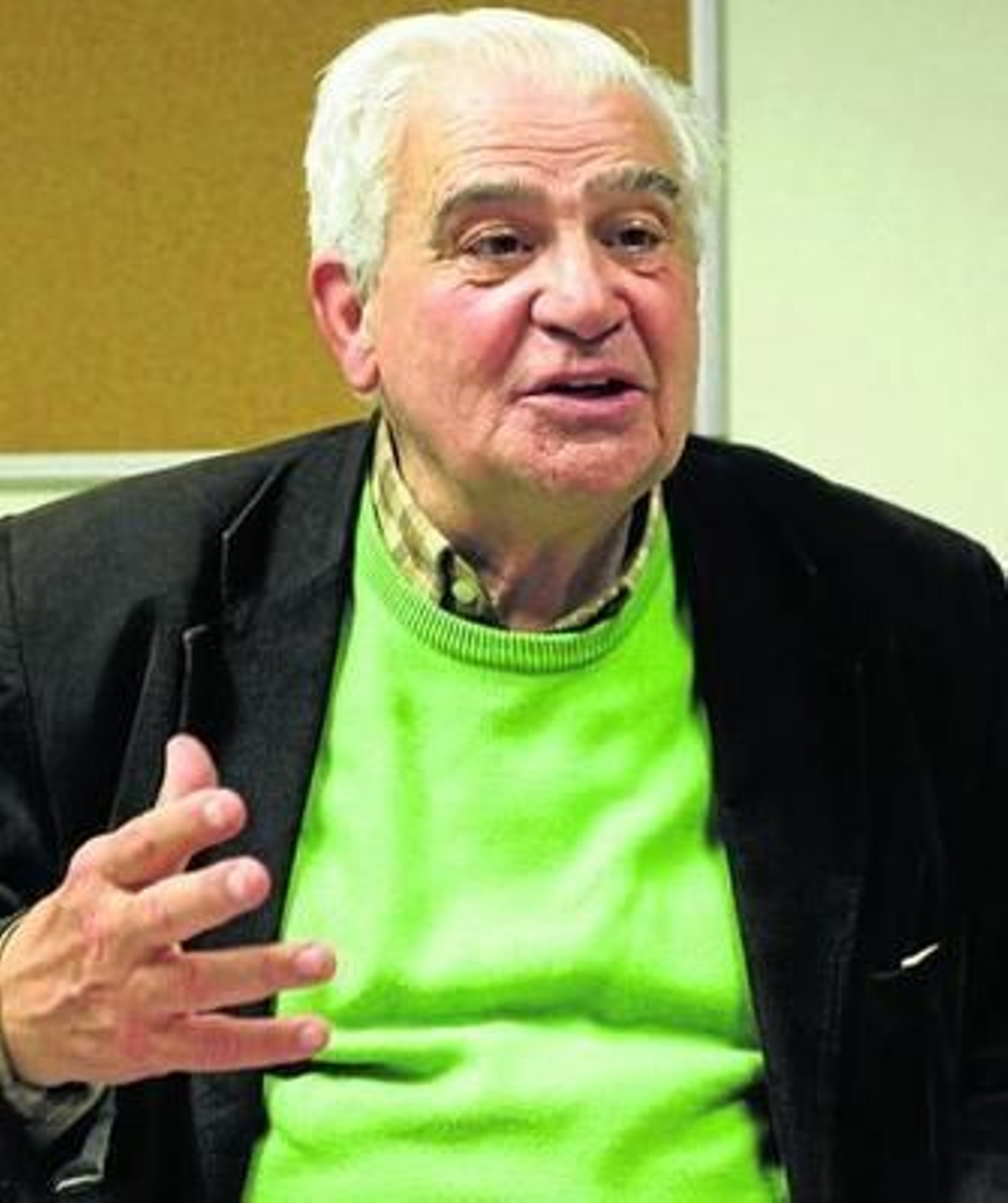 El alcalde de Constantina, Manuel Álvarez Fuentes.