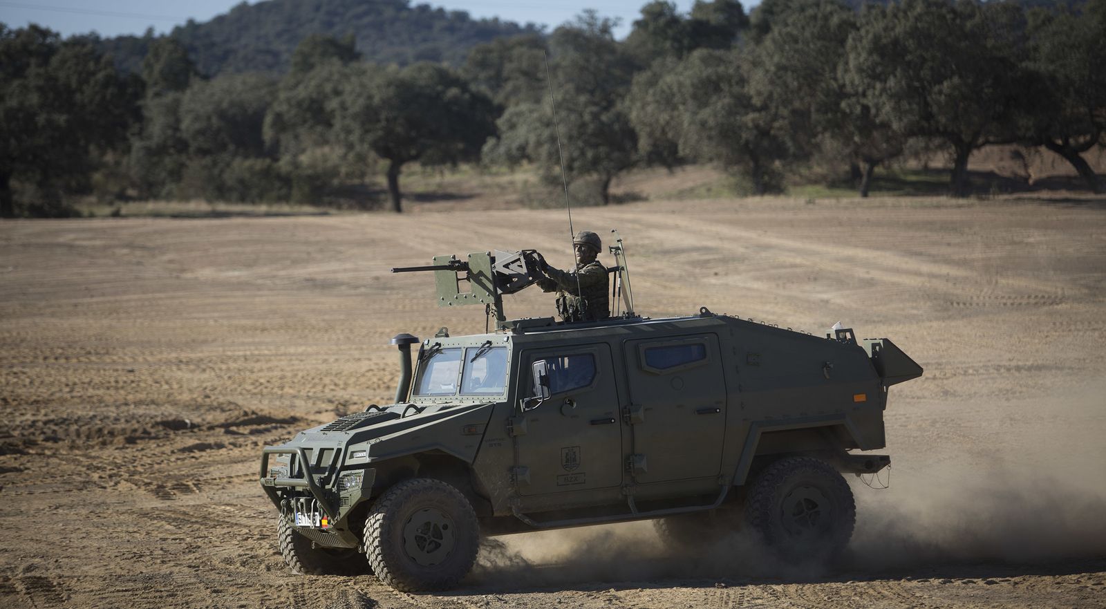 Maniobras del Ejército con destino a Letonia en Cerro Muriano