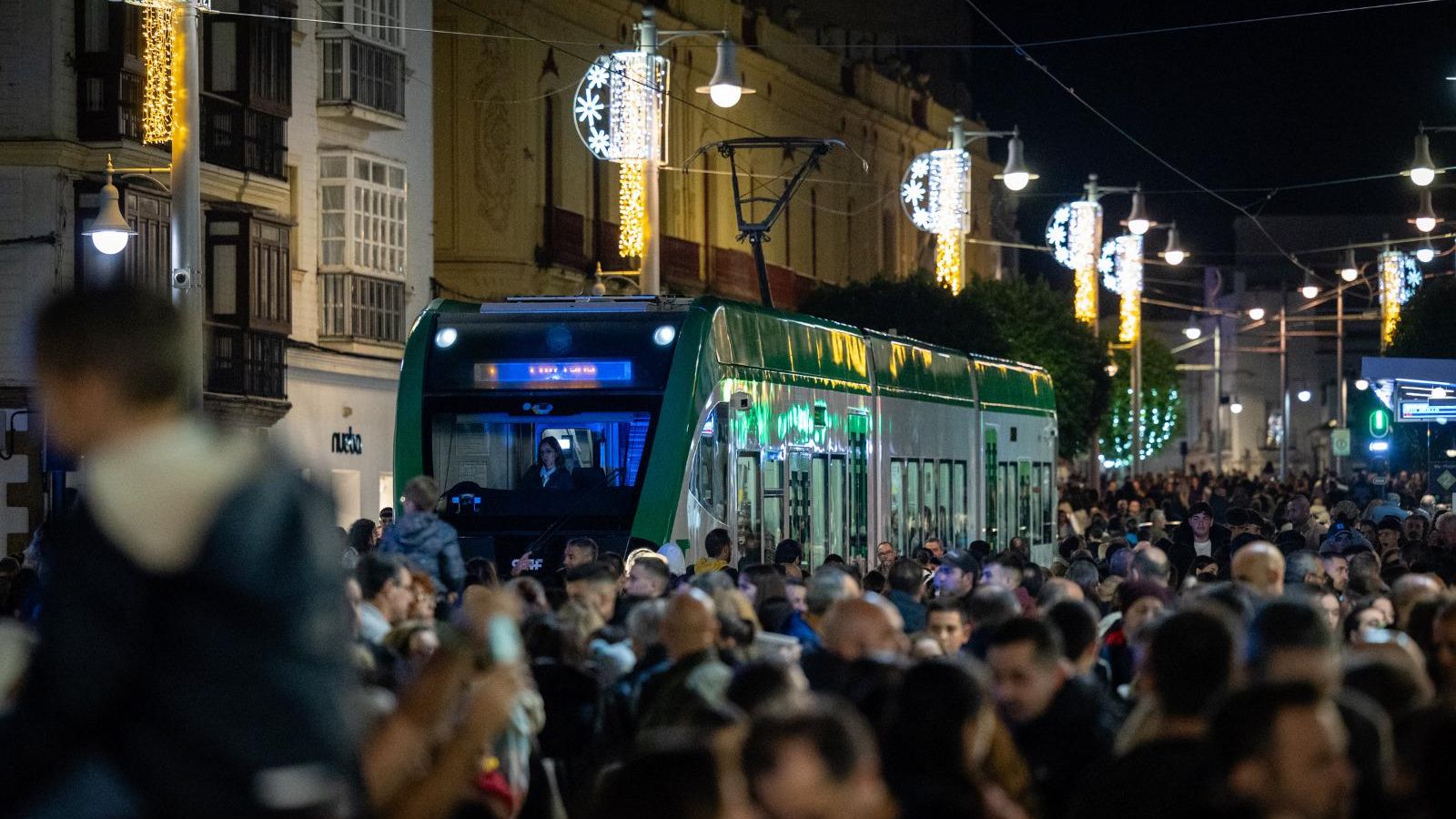 Imágenes: San Fernando inaugura el alumbrado de la Navidad 2023