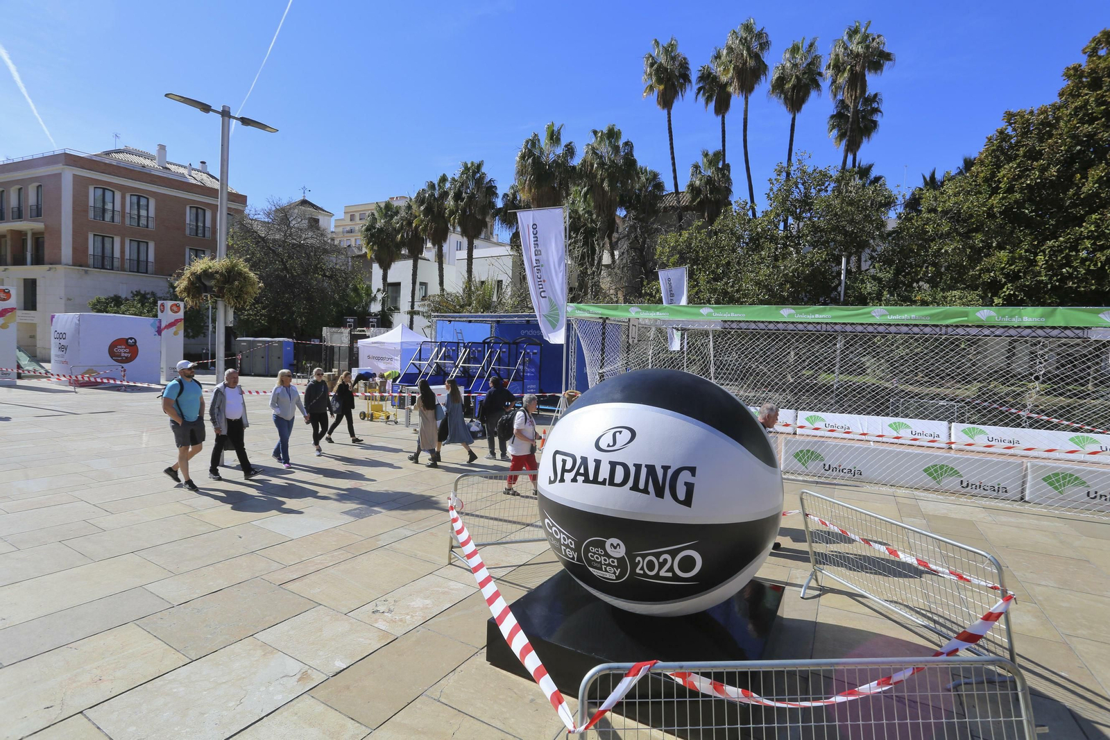 La Copa del Rey ya late en el centro de Málaga