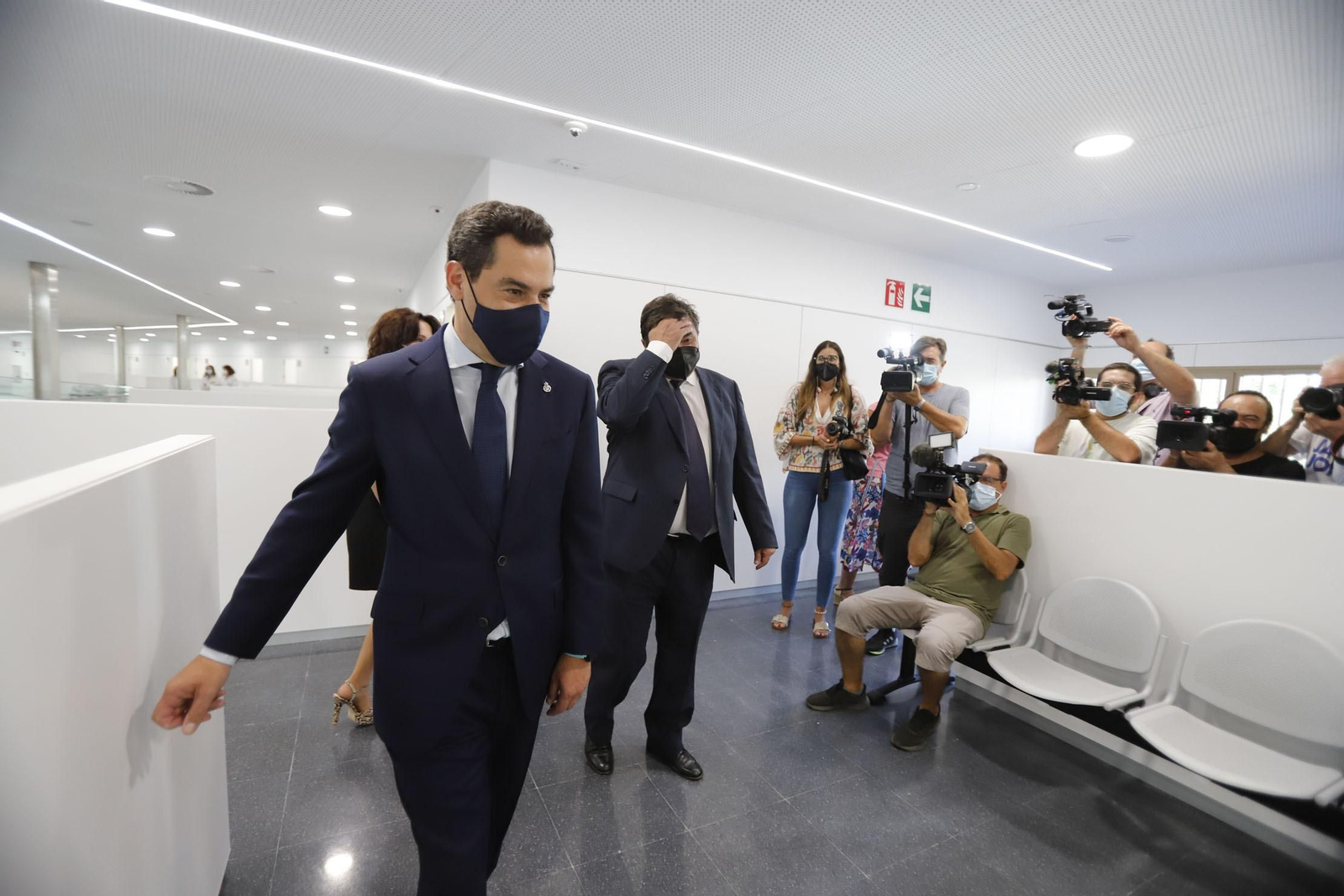 Imágenes de la inauguración del Centro de Salud de Isla Chica en Huelva