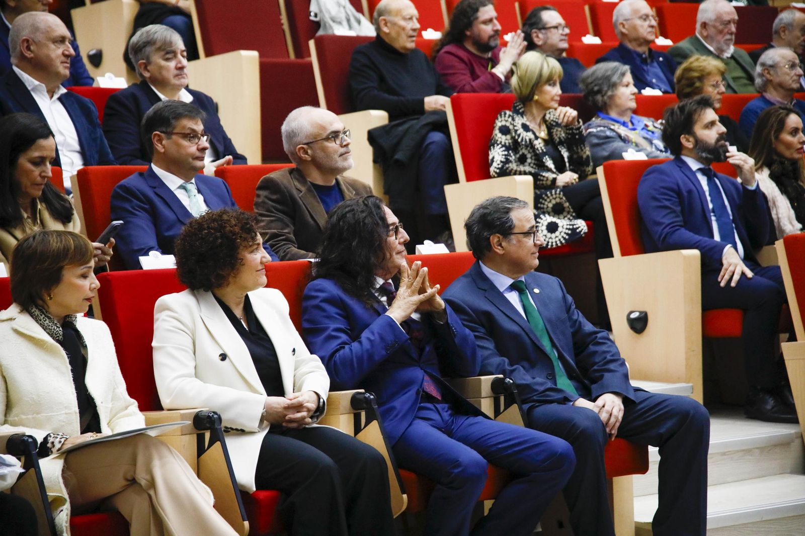 Las imágenes del acto de entrega de la Medalla de Oro a José Fernández Torres Tomatito, en la Universidad de Almería