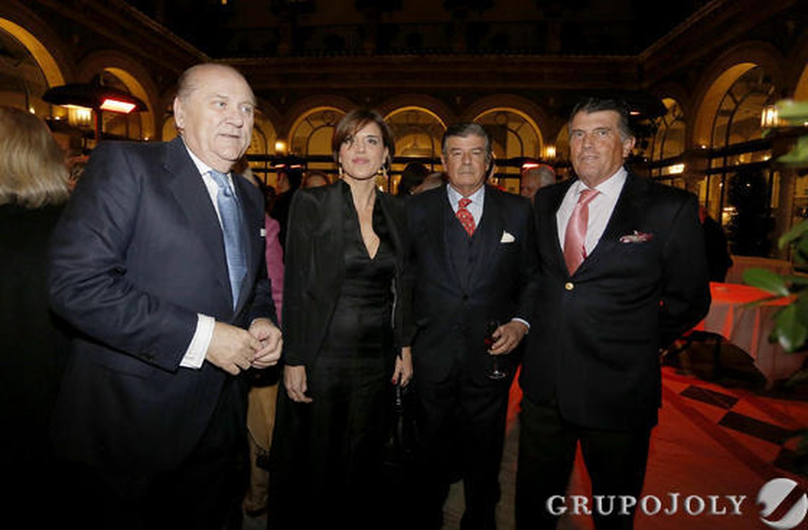 José Moya, Victoria Herrera, Pedro Álvarez y Juan Álvarez./ Antonio Pizarro/Juan Carlos Vázquez/ Juan Carlos Muñoz/Belén Vargas