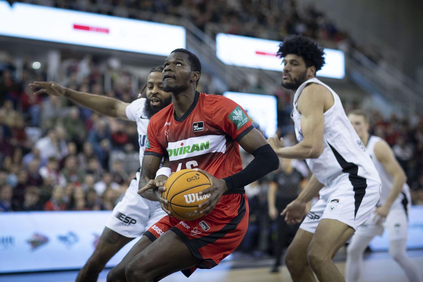 Las mejores imágenes del Covirán Granada-UCAM Murcia