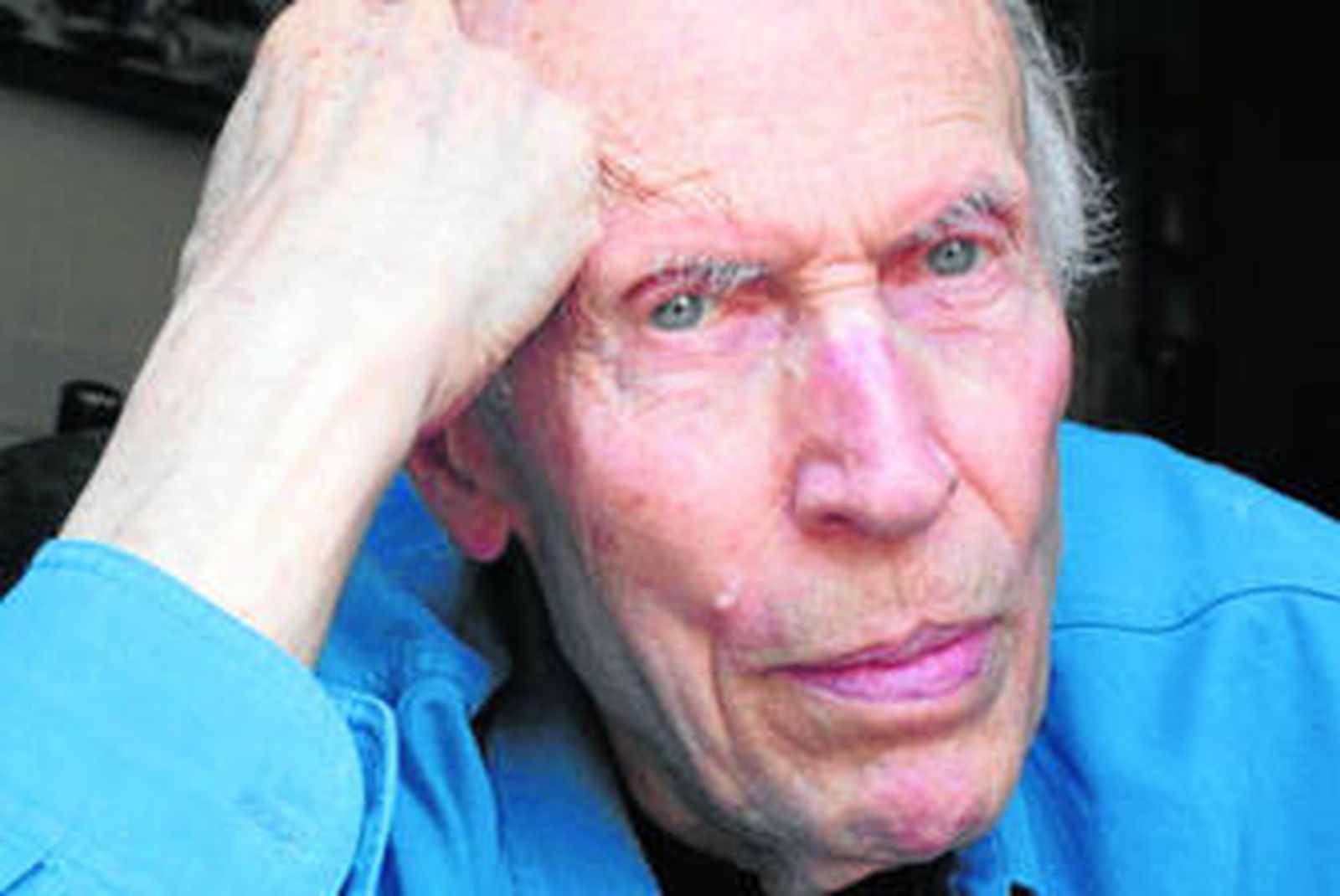 Imagen de archivo del cineasta francés Eric Rohmer, uno de los autores esenciales del cine europeo de los años 60 y que falleció ayer.