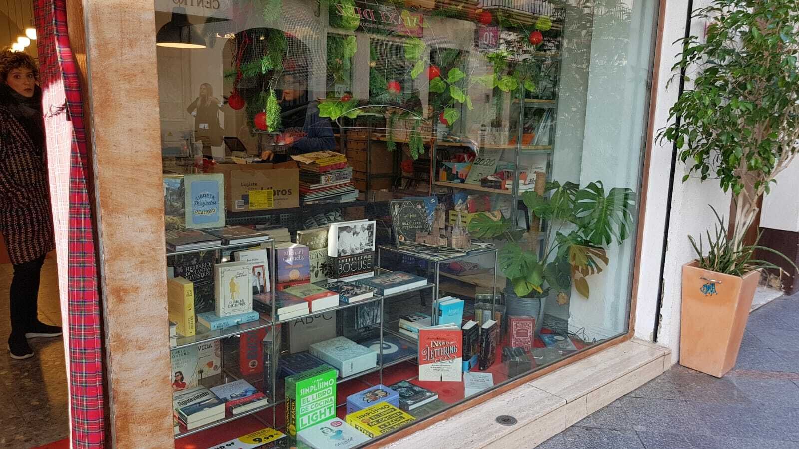 Esta restricción no sólo se da en el textil y calzado. También ocurre en otros tipos de comercios.