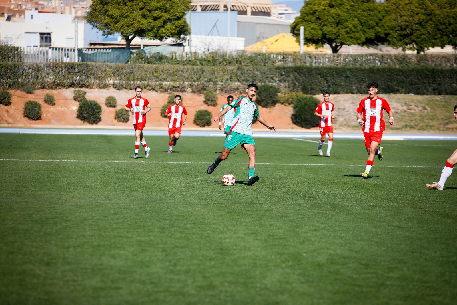 Las imágenes de Segunda RFEF entre Almeria B y recreativo de Granada