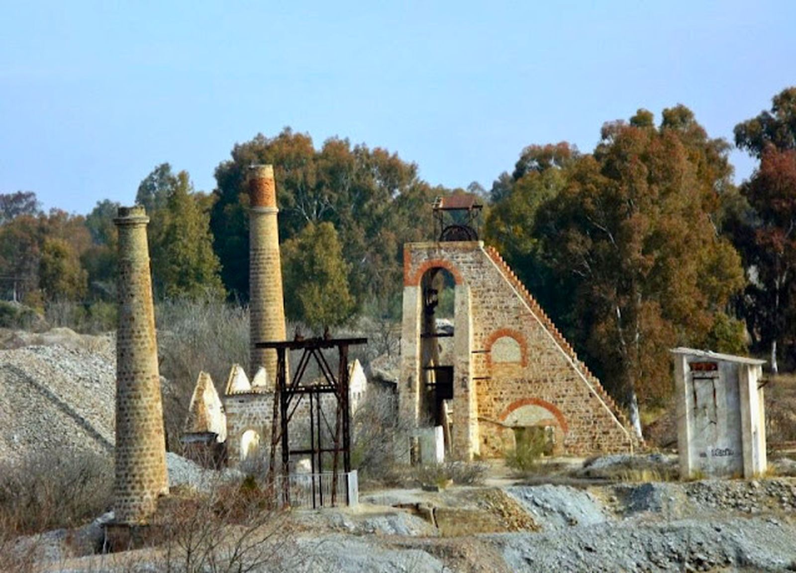 De Linarejos a los pozos mineros: la ruta más sorprendente del antiguo distrito minero, en imágenes