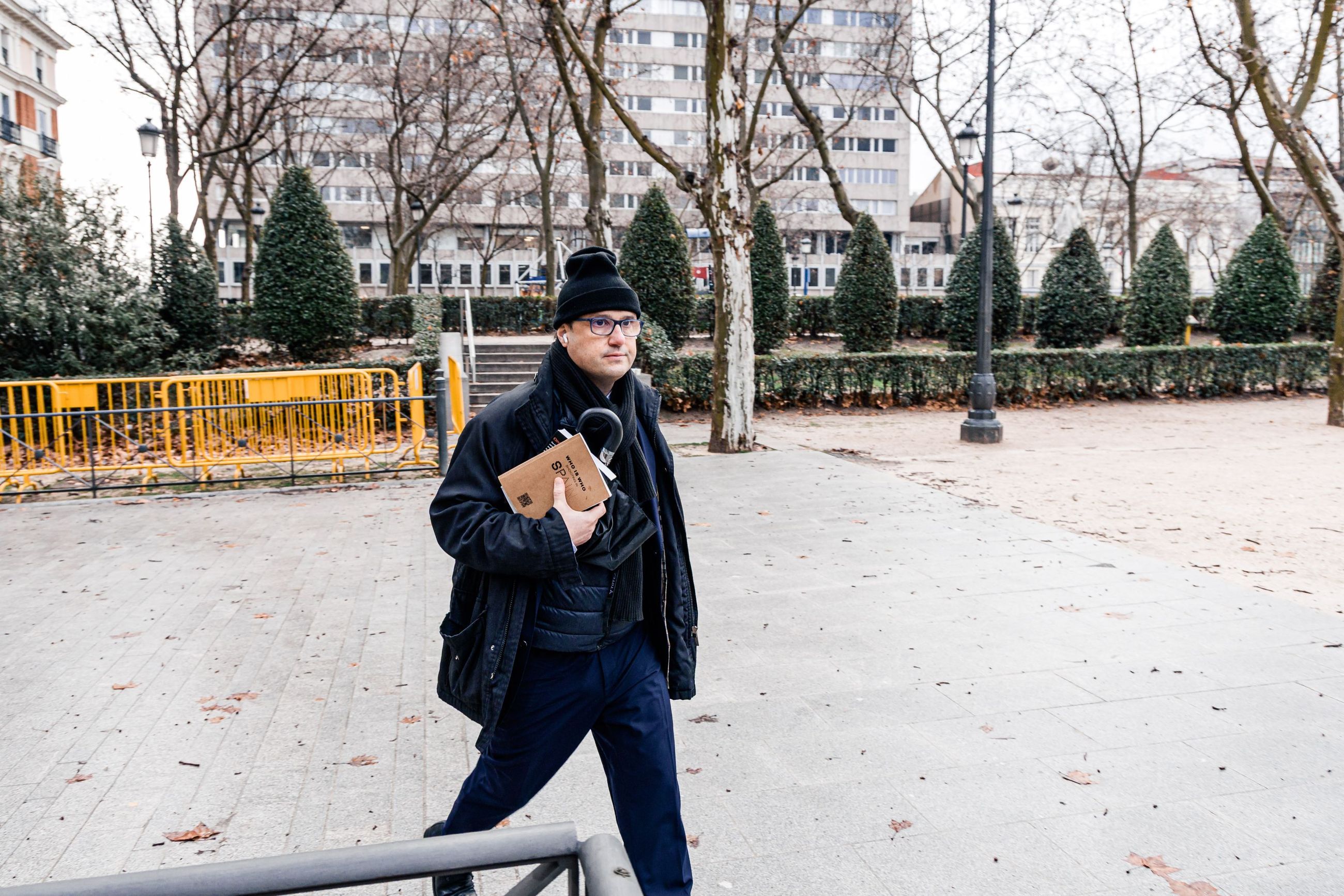 El jefe de Gabinete de Maroto admite una cita con Koldo García y Claudio Rivas sobre la licencia de Villafuel