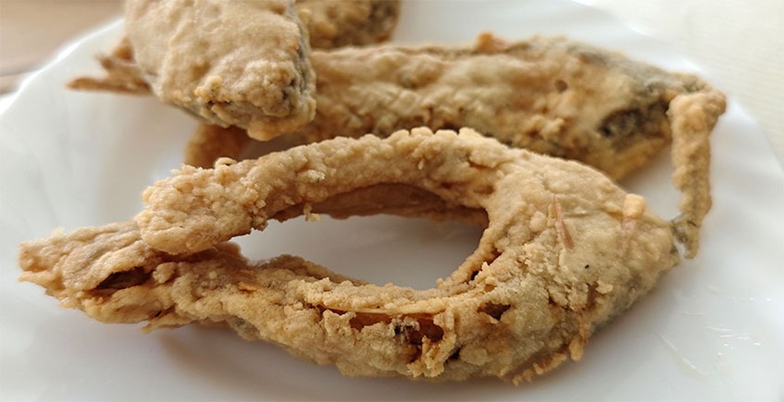 Cuatro pescados de río en adobo para nadar en la felicidad