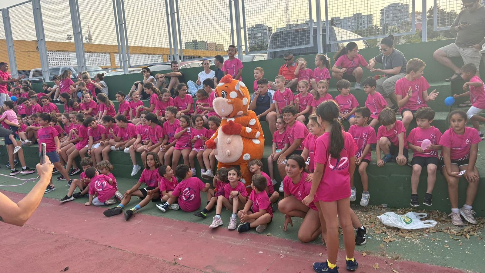 Acto de clausura de las escuelas municipales de atletismo de Algeciras.