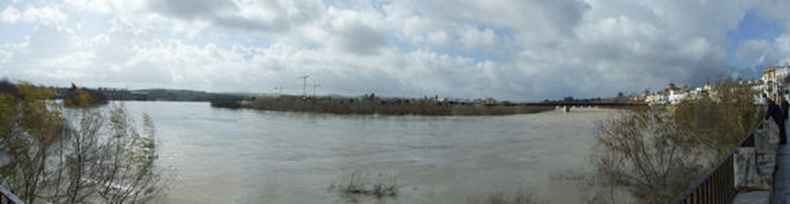 Las imágenes de las inundaciones en la provincia según los lectores del eldiadecórdoba.es. / Juan Moral