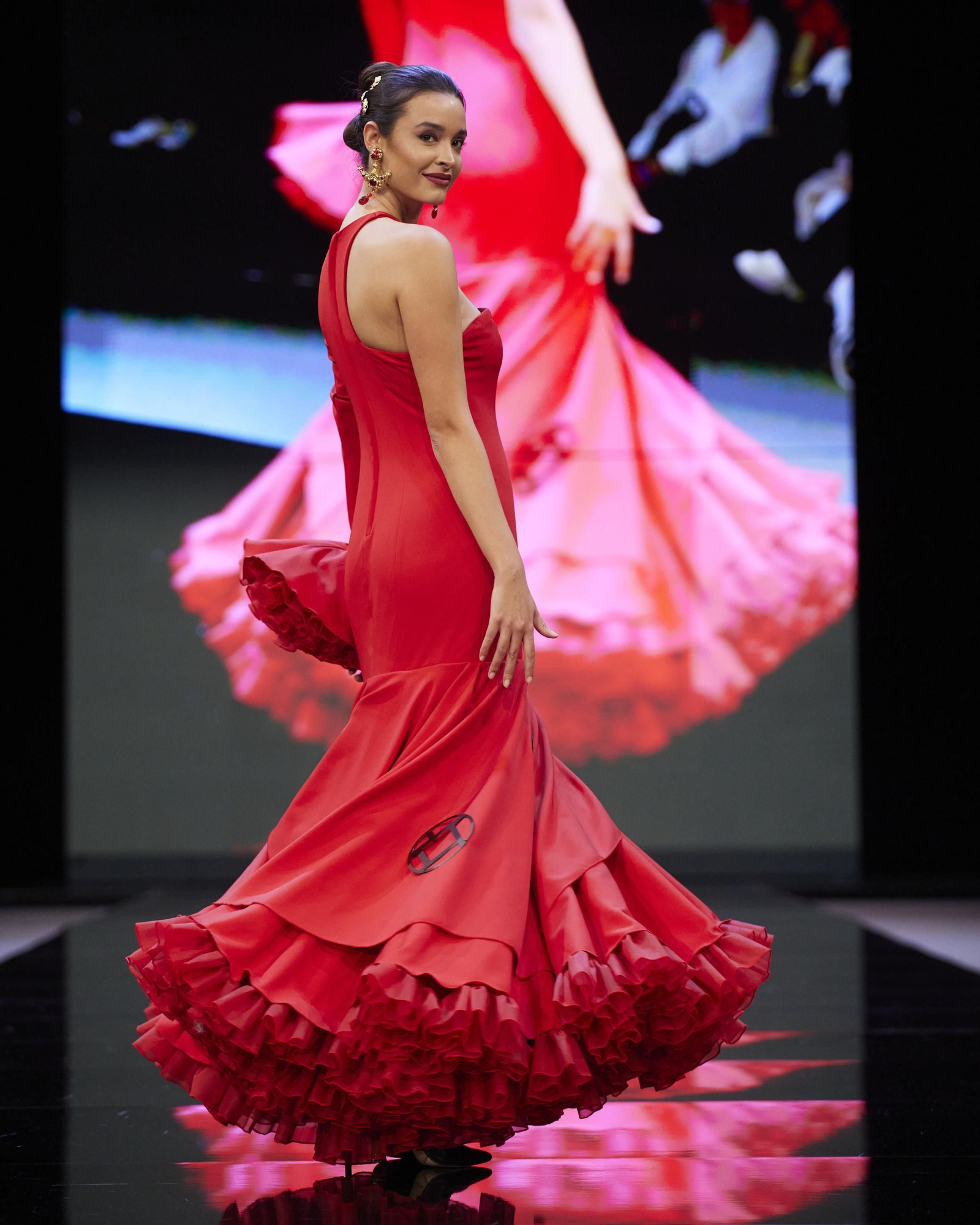 Desfile de Carmen Latorre en SIMOF 2025, todas las fotos