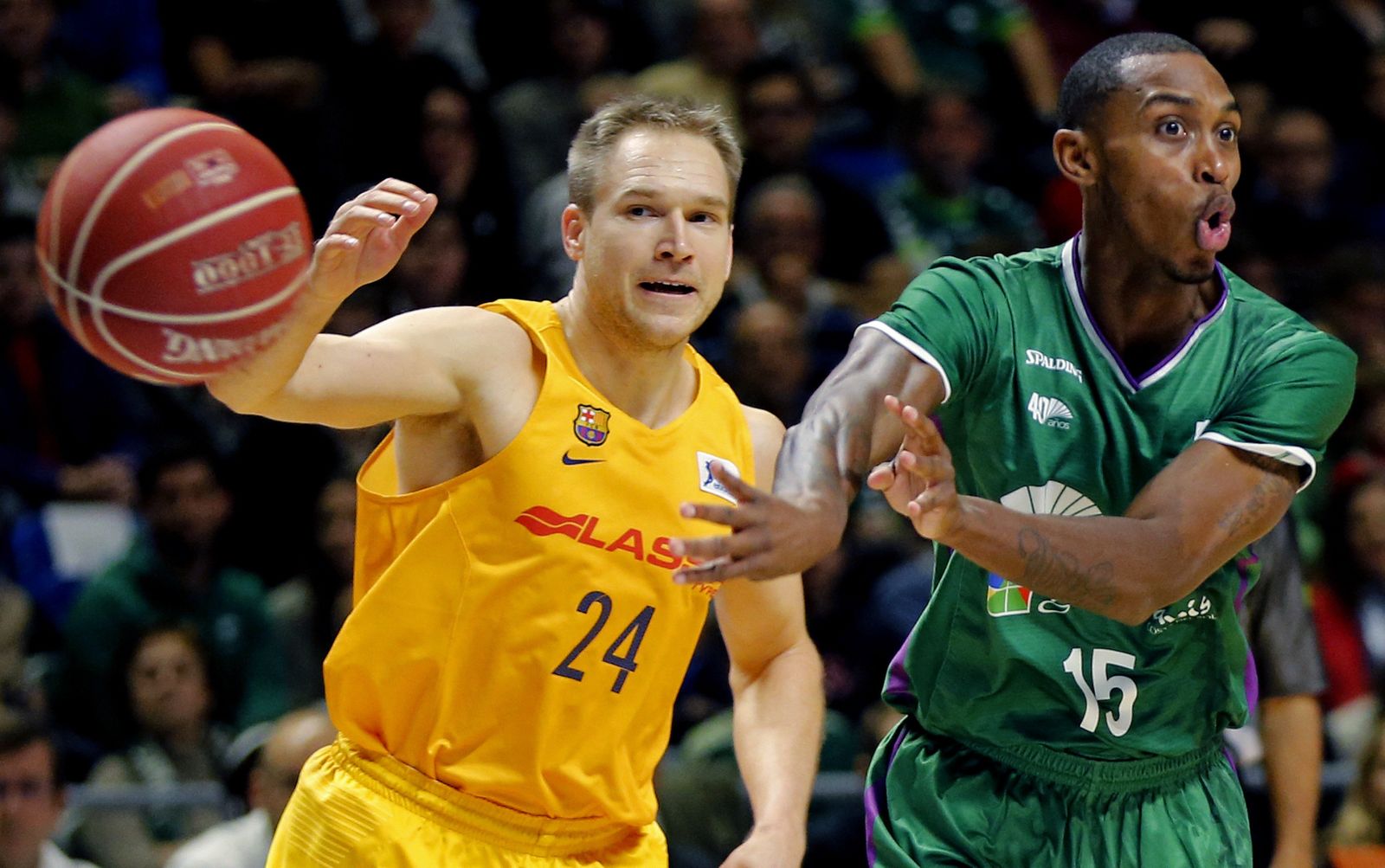 Oleson, ante el Unicaja.