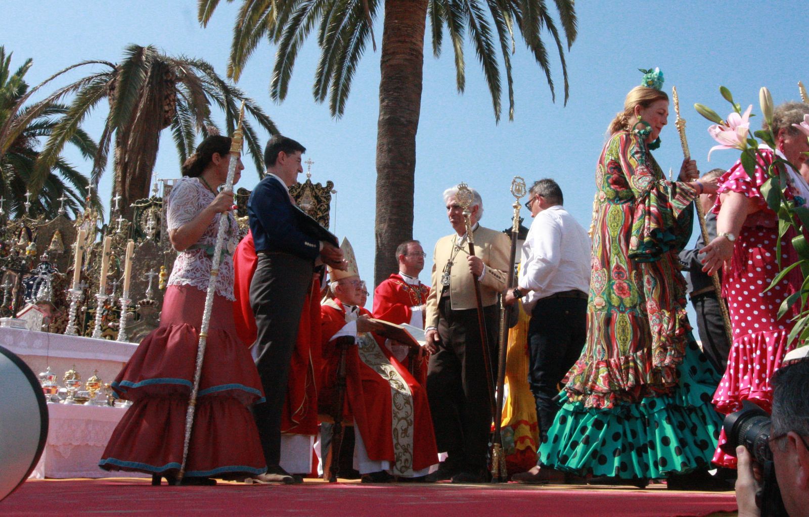 Las imágenes de la Misa de Pentecostés en El Rocío