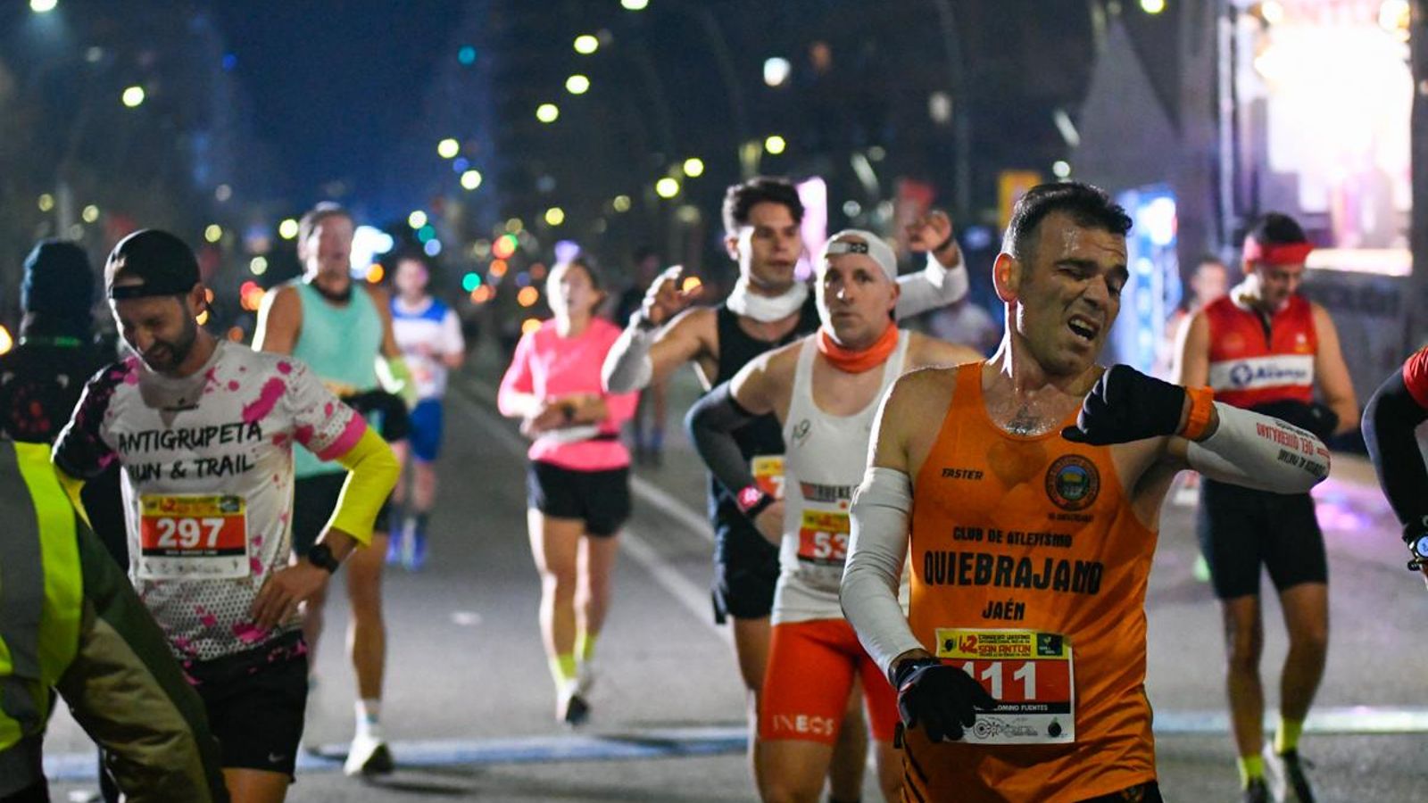 En imágenes: búscate en tu llegada a meta de la Carrera de San Antón 2025 (2)