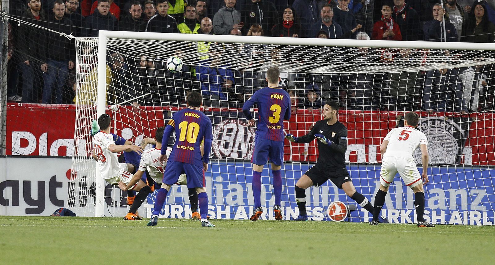 El Sevilla FC-Barcelona, en imágenes