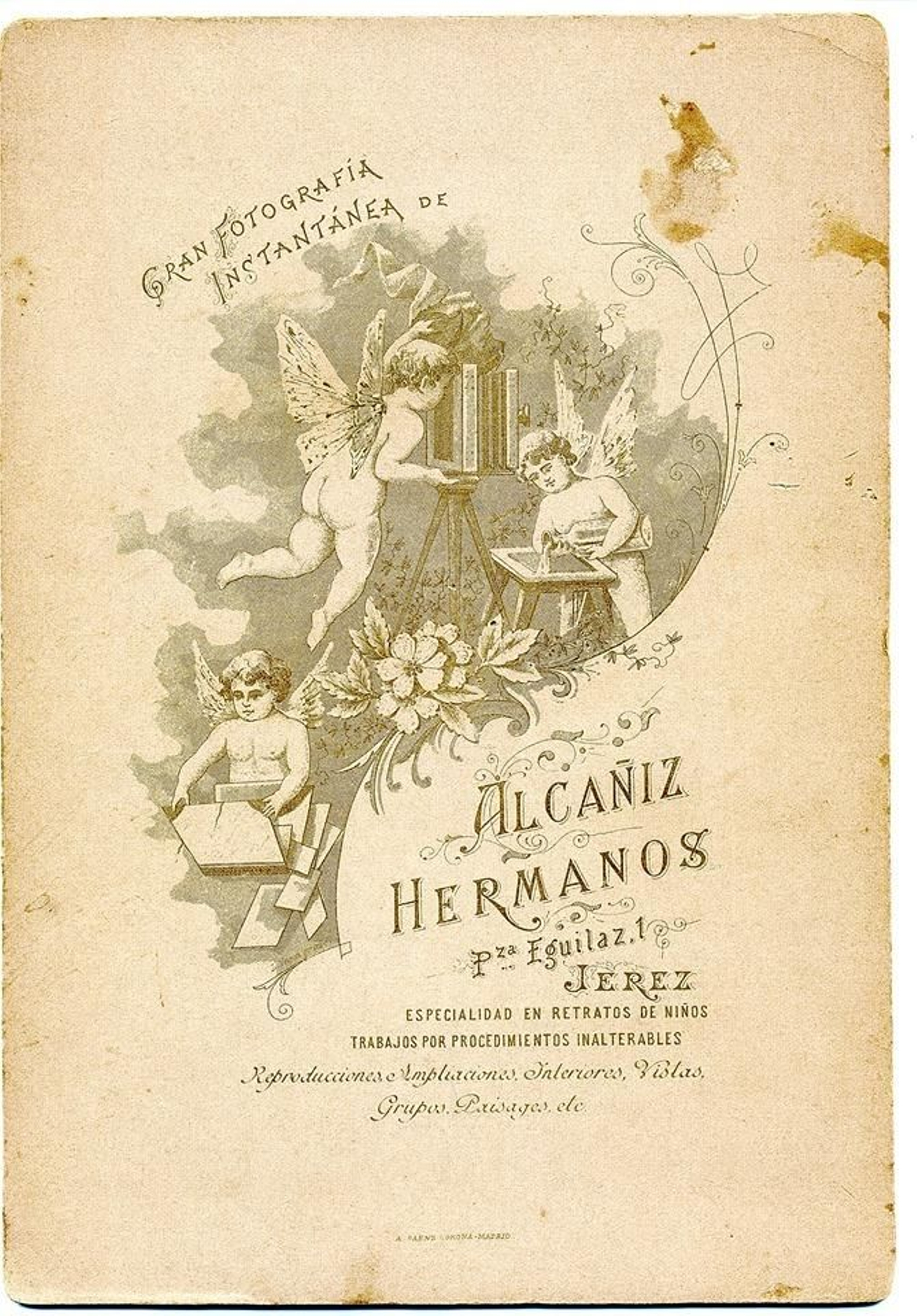 El estudio de los hermanos Alcañiz en la Plaza Eguilaz. El estudio de los hermanos Alcañiz en la Plaza Eguilaz.
