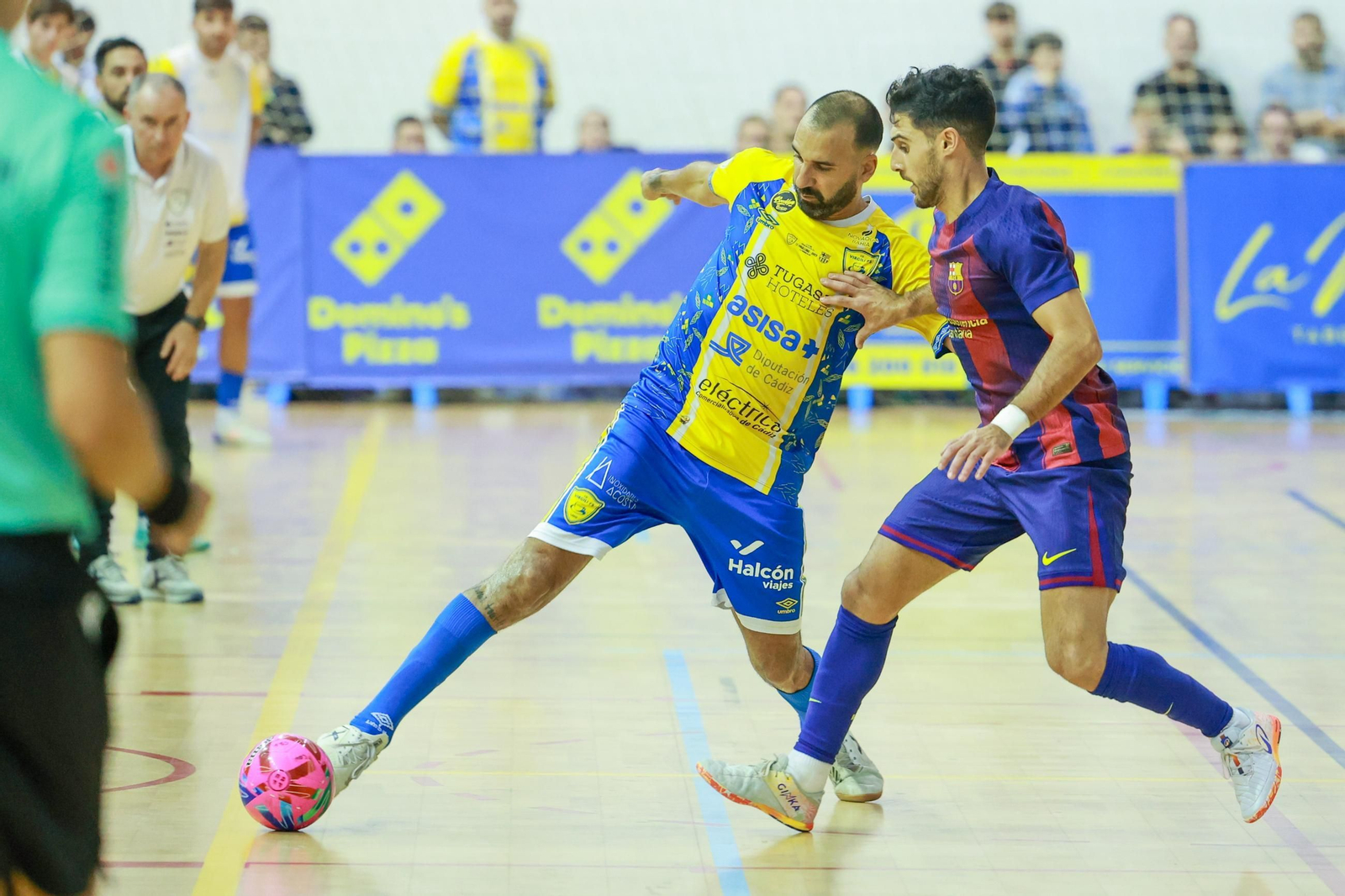 Las imágenes del CD Virgili Cádiz-FC Barcelona de Copa del Rey de fútbol sala