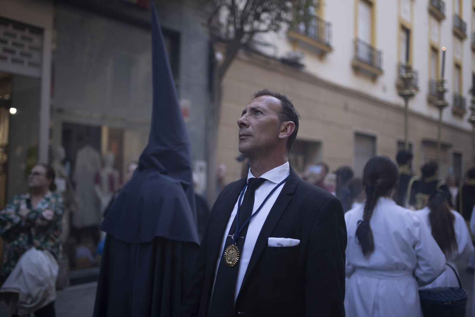 Miércoles Santo: Hermandad de la Santa Cruz de Huelva, en imágenes