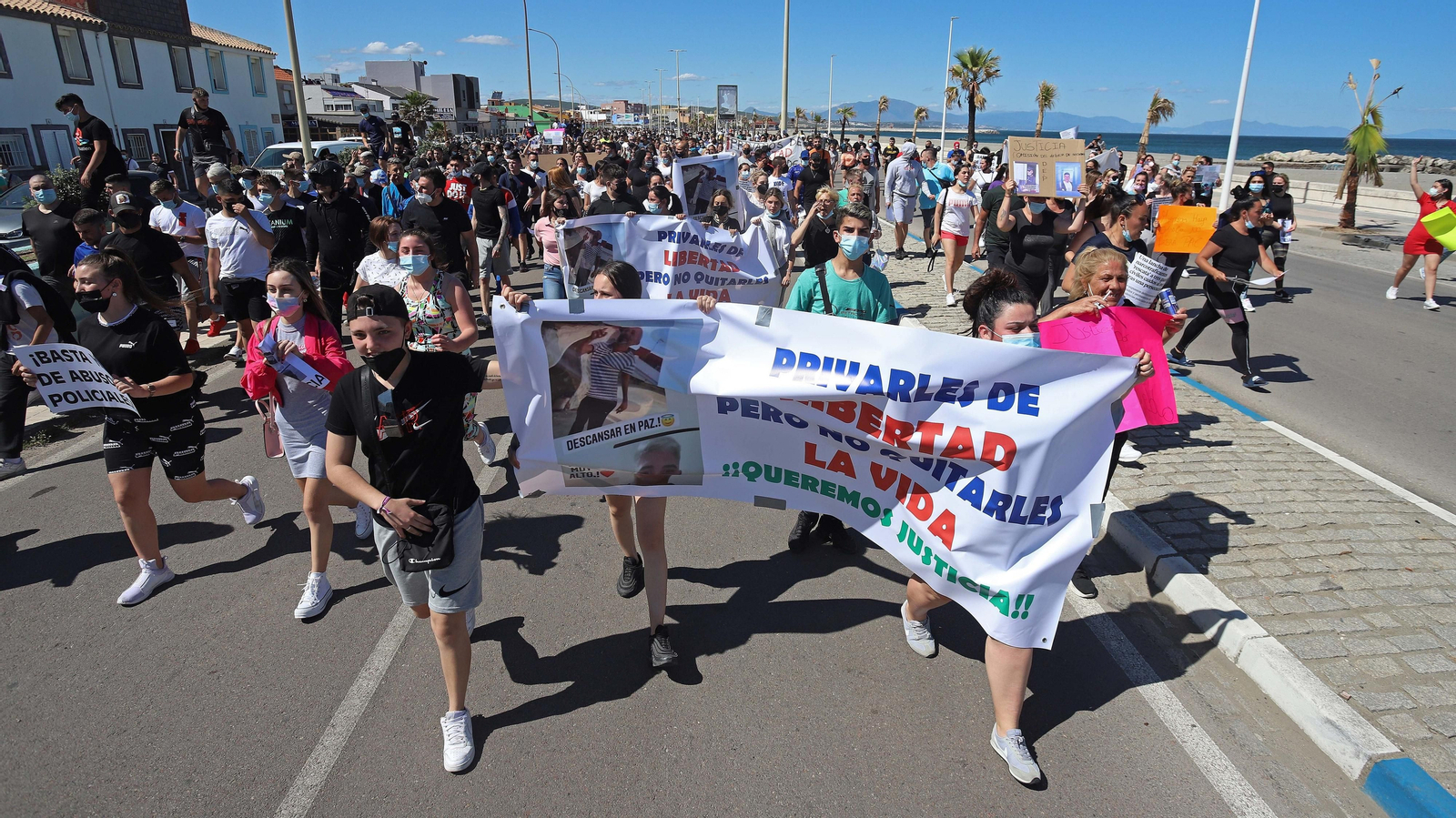 Fotos de la manifestación de La Atunara en La Línea