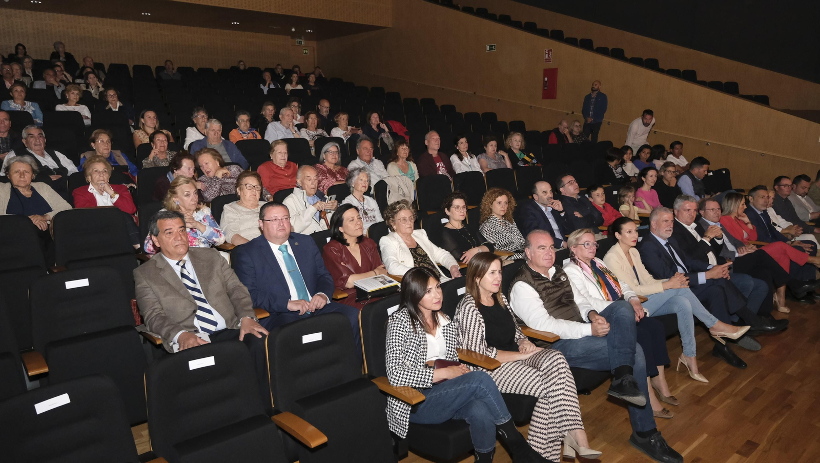 La presentación del libro de postres de Antonio Carmona, en imágenes
