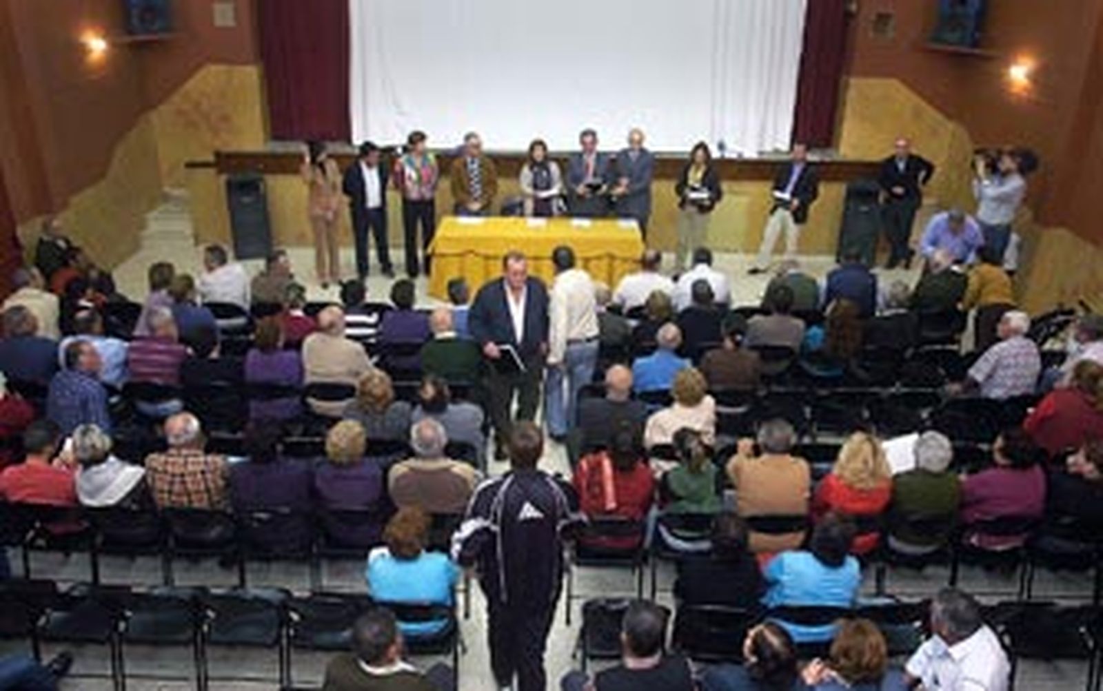 La Junta entrega 144 proyectos de rehabilitación de viviendas rurales