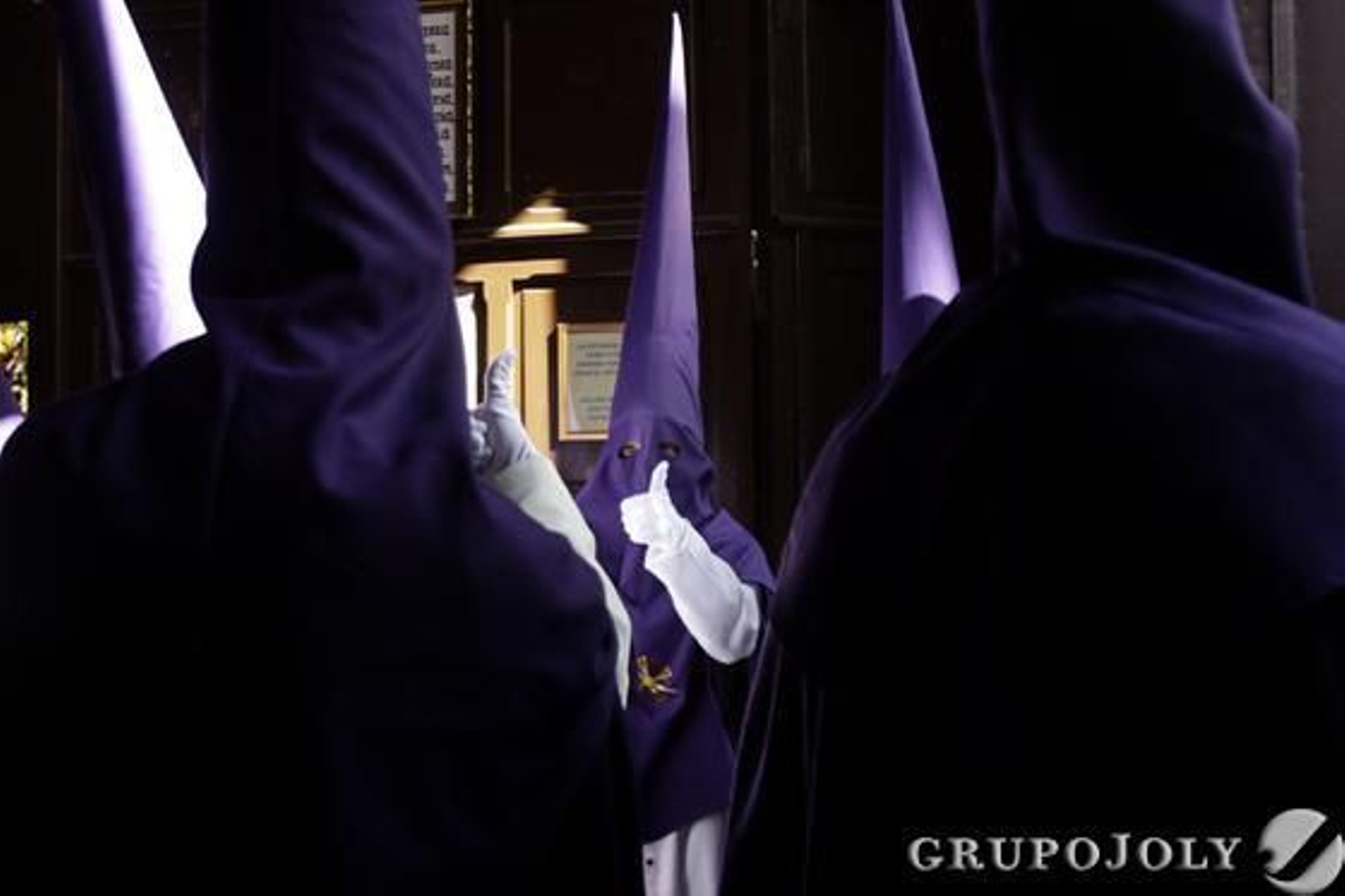 Real, Ilustre y Venerable Cofradía de Penitencia de Nuestro Padre Jesús de la Salud, María Santísima de la Esperanza y Nuestra Señora del Amor Hermoso.

Foto: Lourdes de Vicente