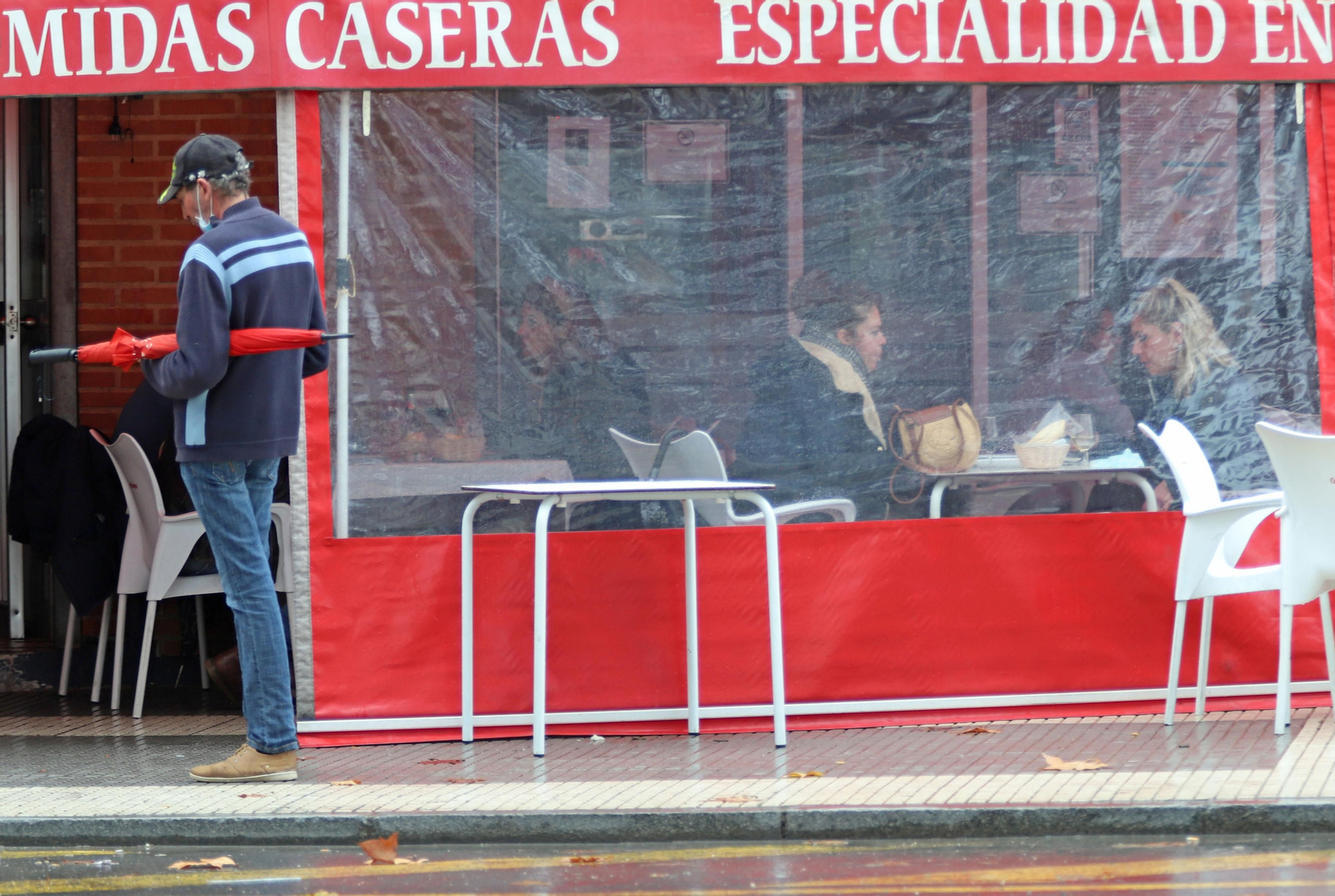 La mañana del sábado despide las lluvias de otoño en Huelva