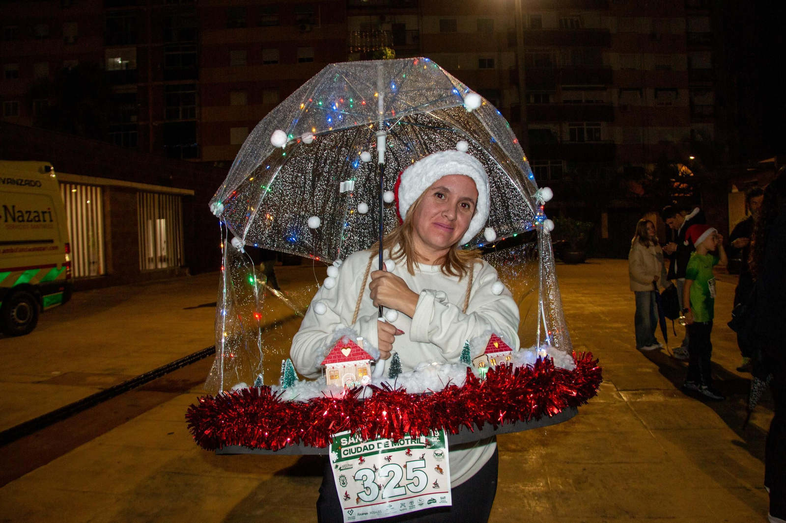 Ni la lluvia puede con la San Silvestre de Motril