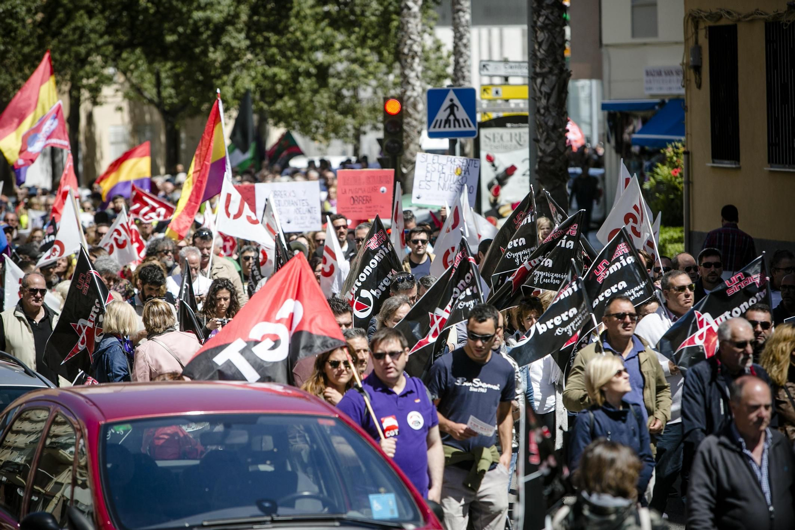 Las imágenes de la manifestación alternativa del 1 de mayo.