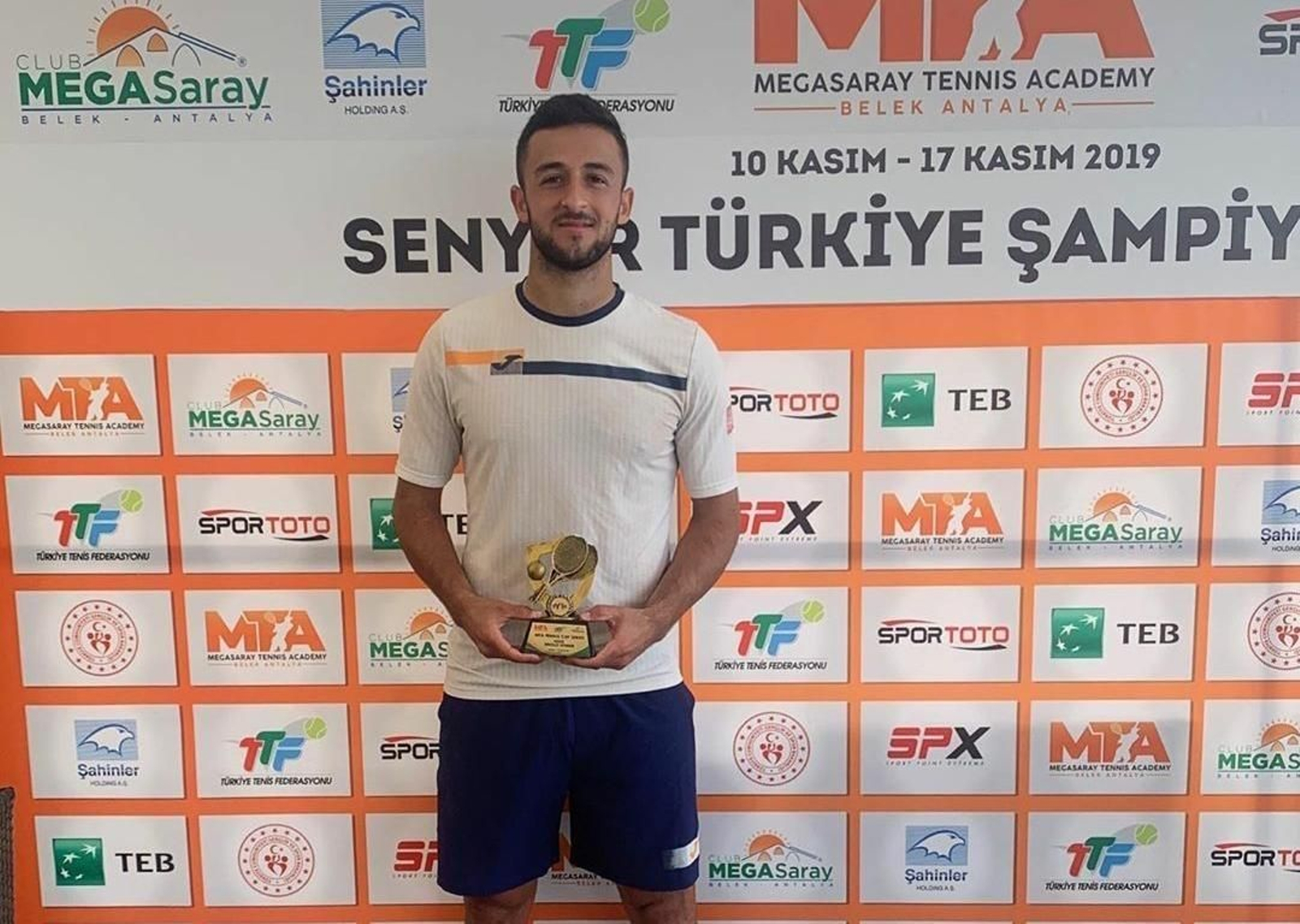 Barranco comienza el año con fuerza y gana un ITF en Turquía