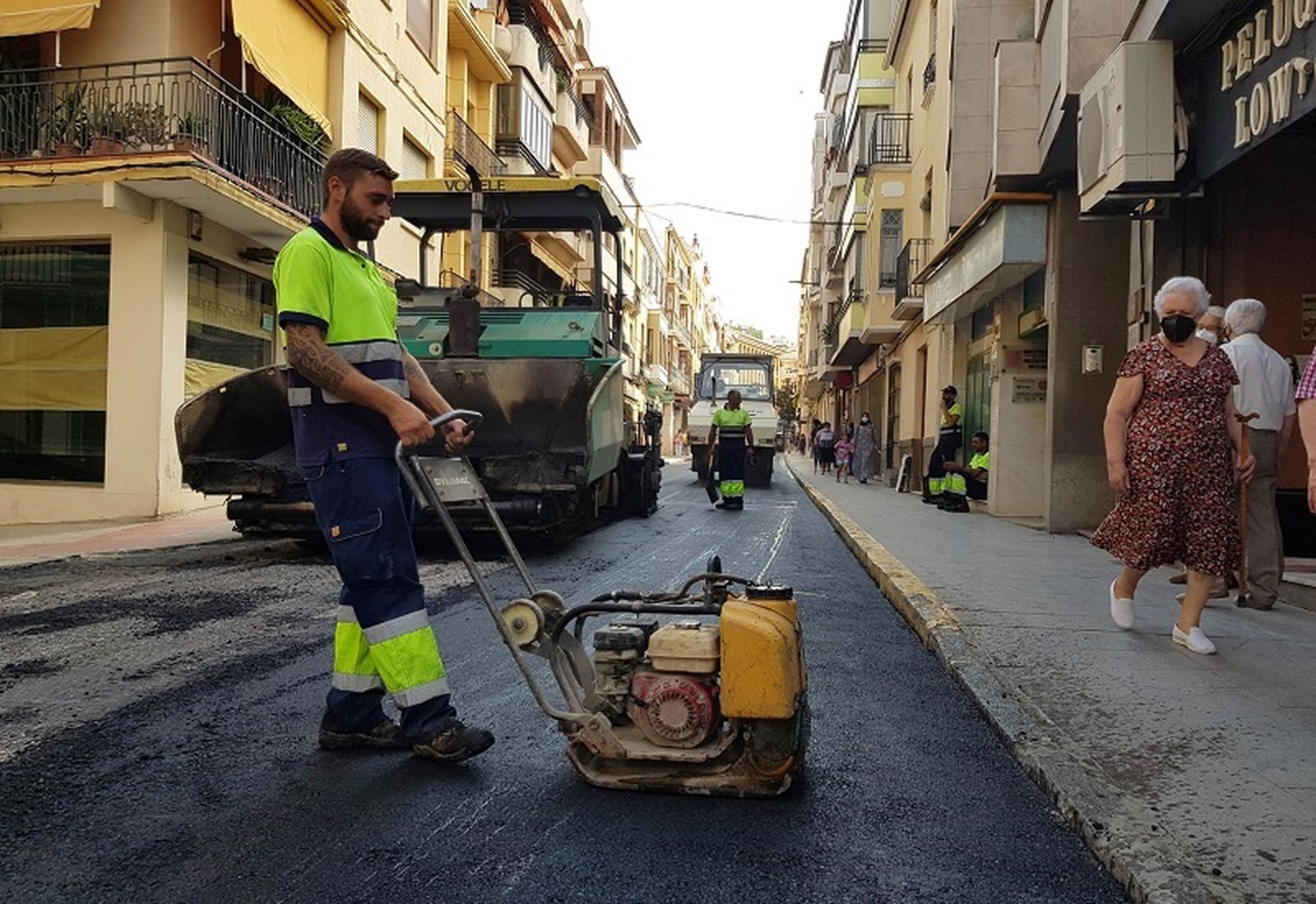 Inicio de las obras del Plan Asfalto 2021 de Lucena.