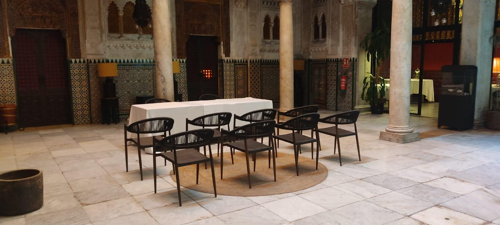 Multitudinaria asamblea del Casino