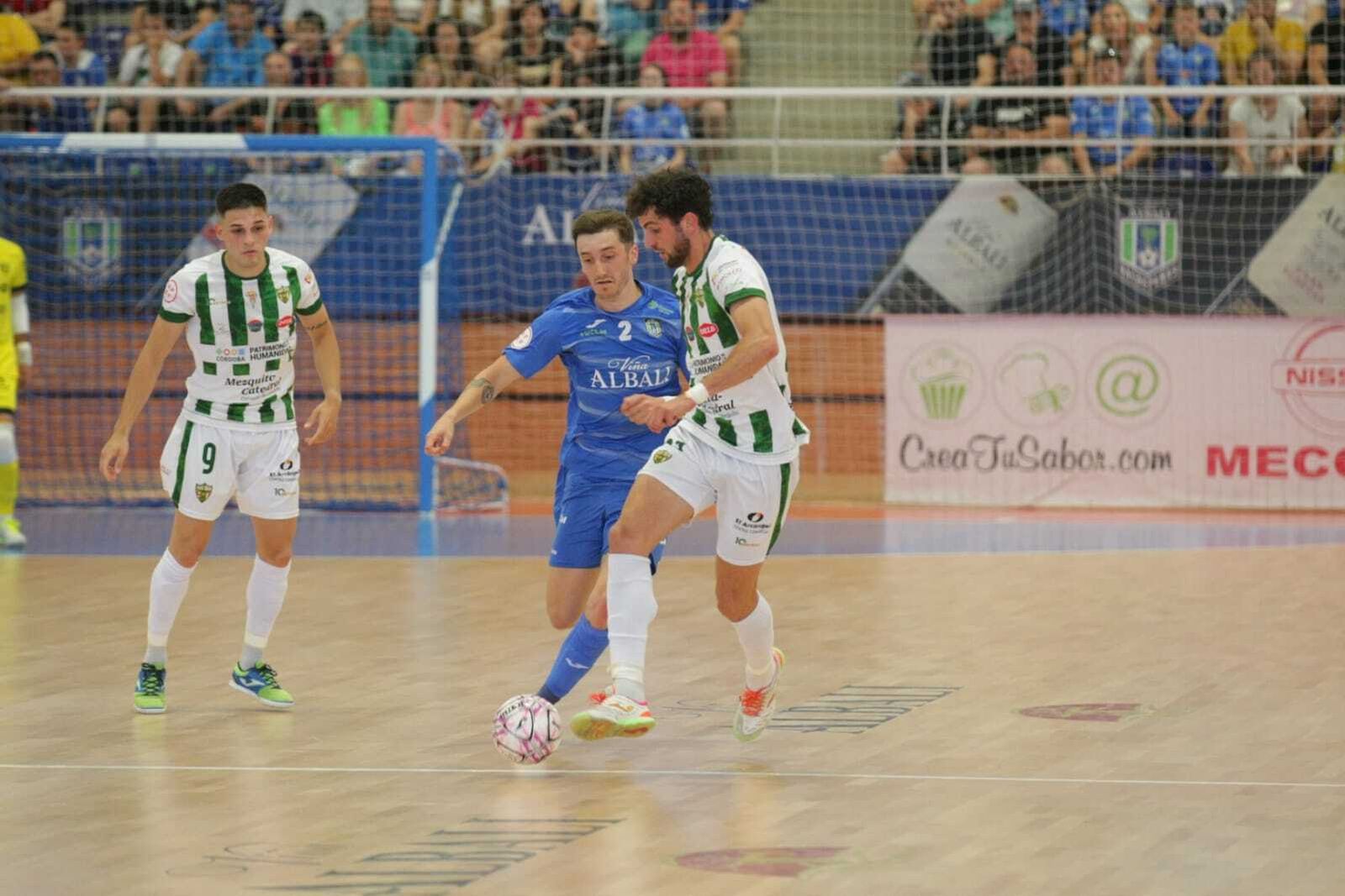 La derrota del Córdoba Futsal ante el Viña Albali Valdepeñas, en imágenes