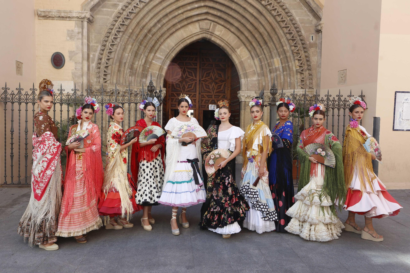 Broche flamenco en Santa Ana para terminar  la Velá