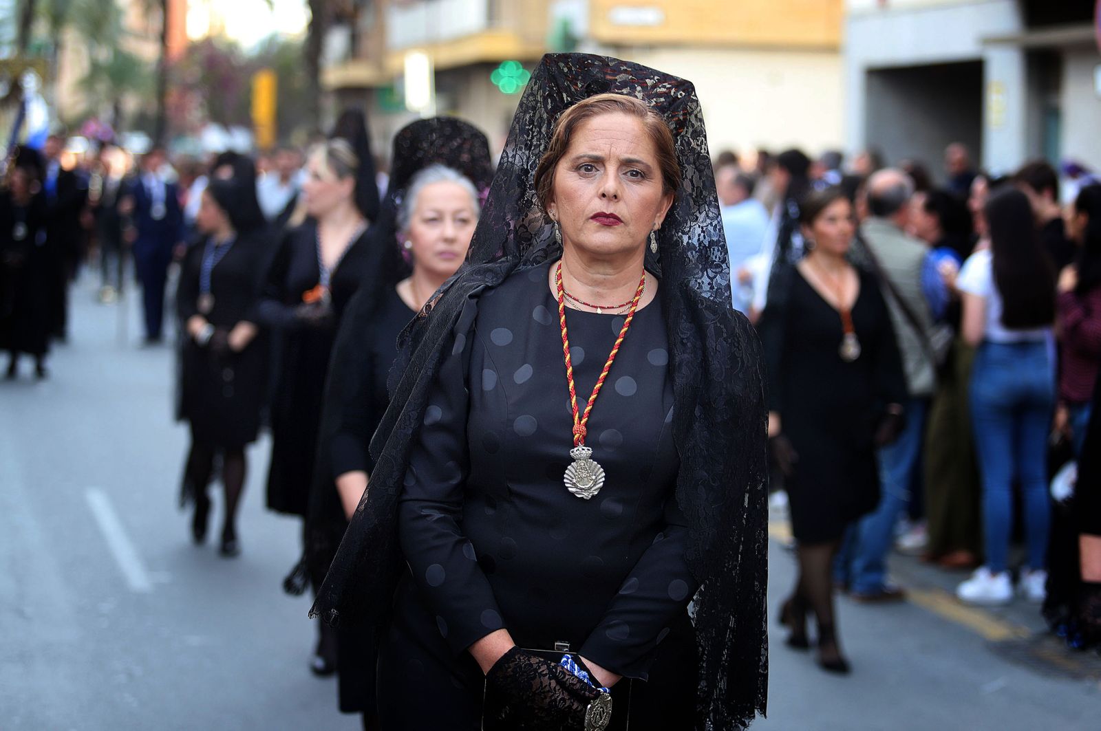 Imágenes de la procesión de la Virgen de los Dolores por Las Colonias