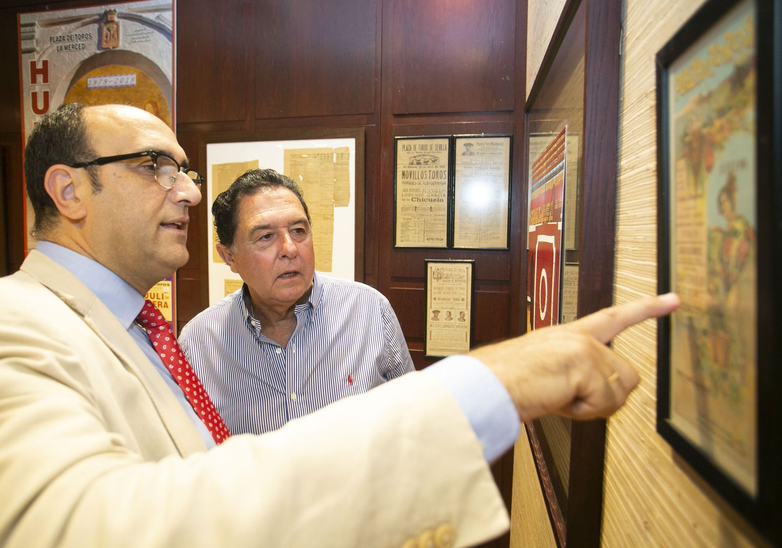 Las imágenes del  jurado de los premios taurinos El Cabezo, Huelva Información- El Corte Ingles