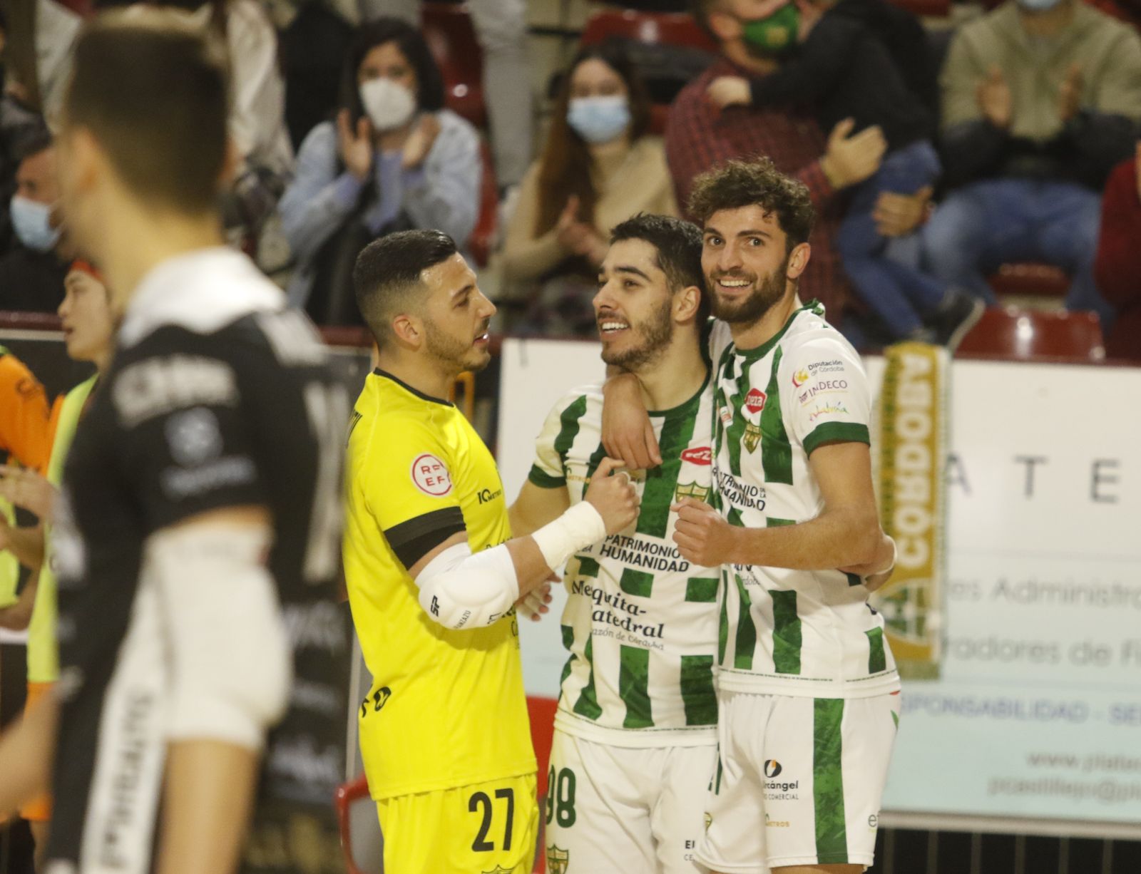 Las imágenes de la victoria del Córdoba Futsal ante el Burela