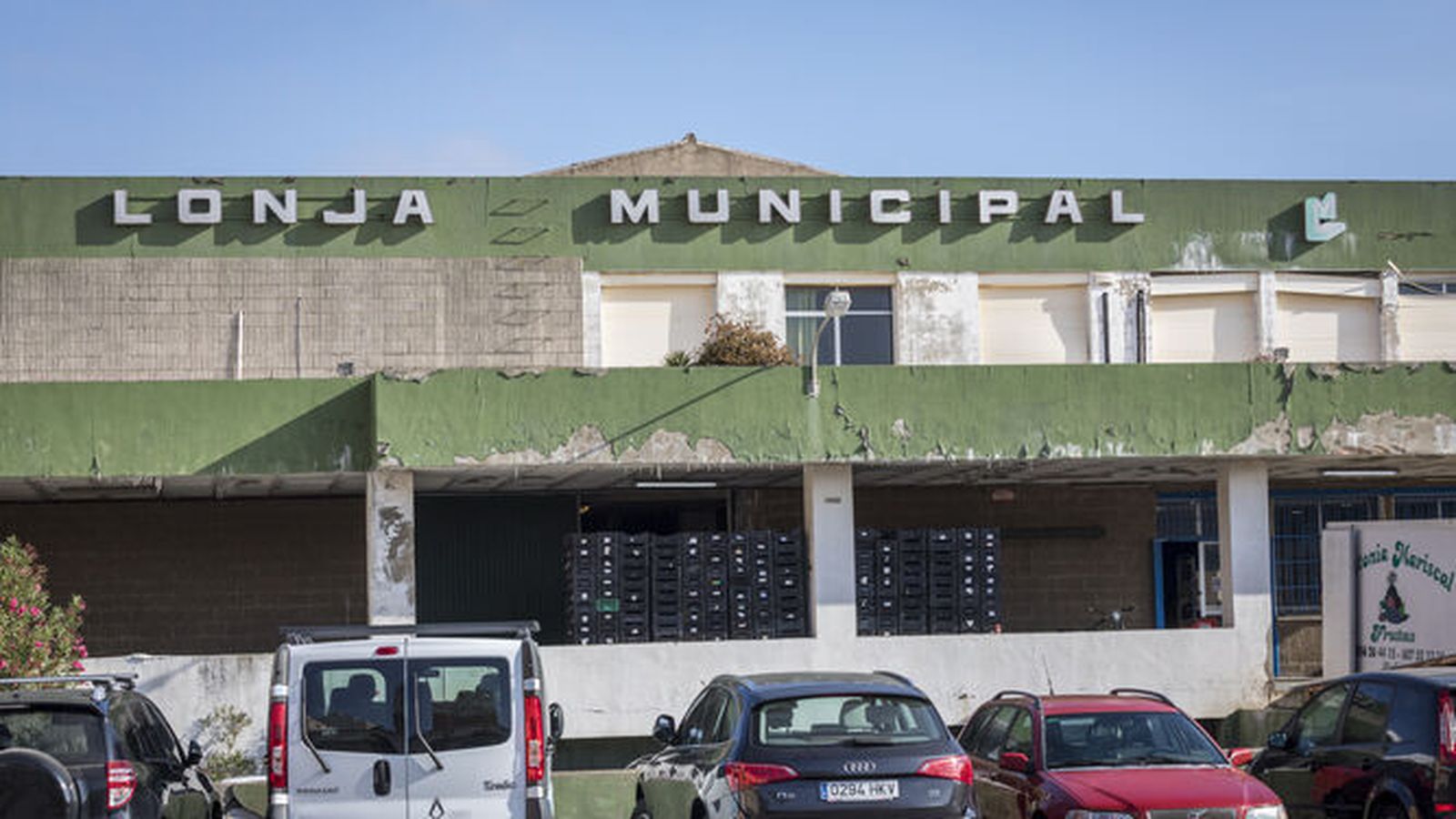 La fachada de la Lonja Municipal.