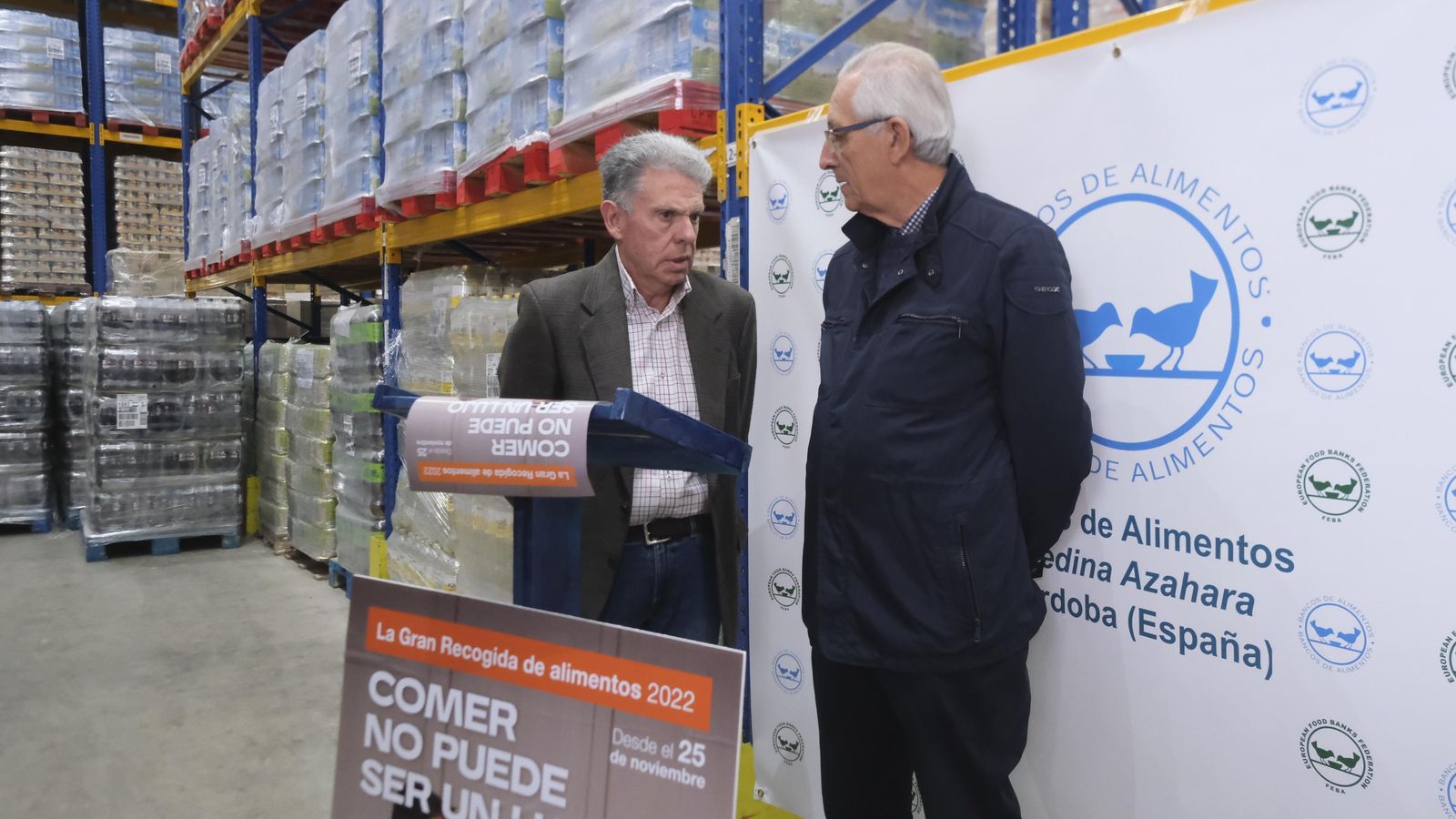 Rafael Revuelto y Juan José Cas presentan la Gran Recogida de 2022.