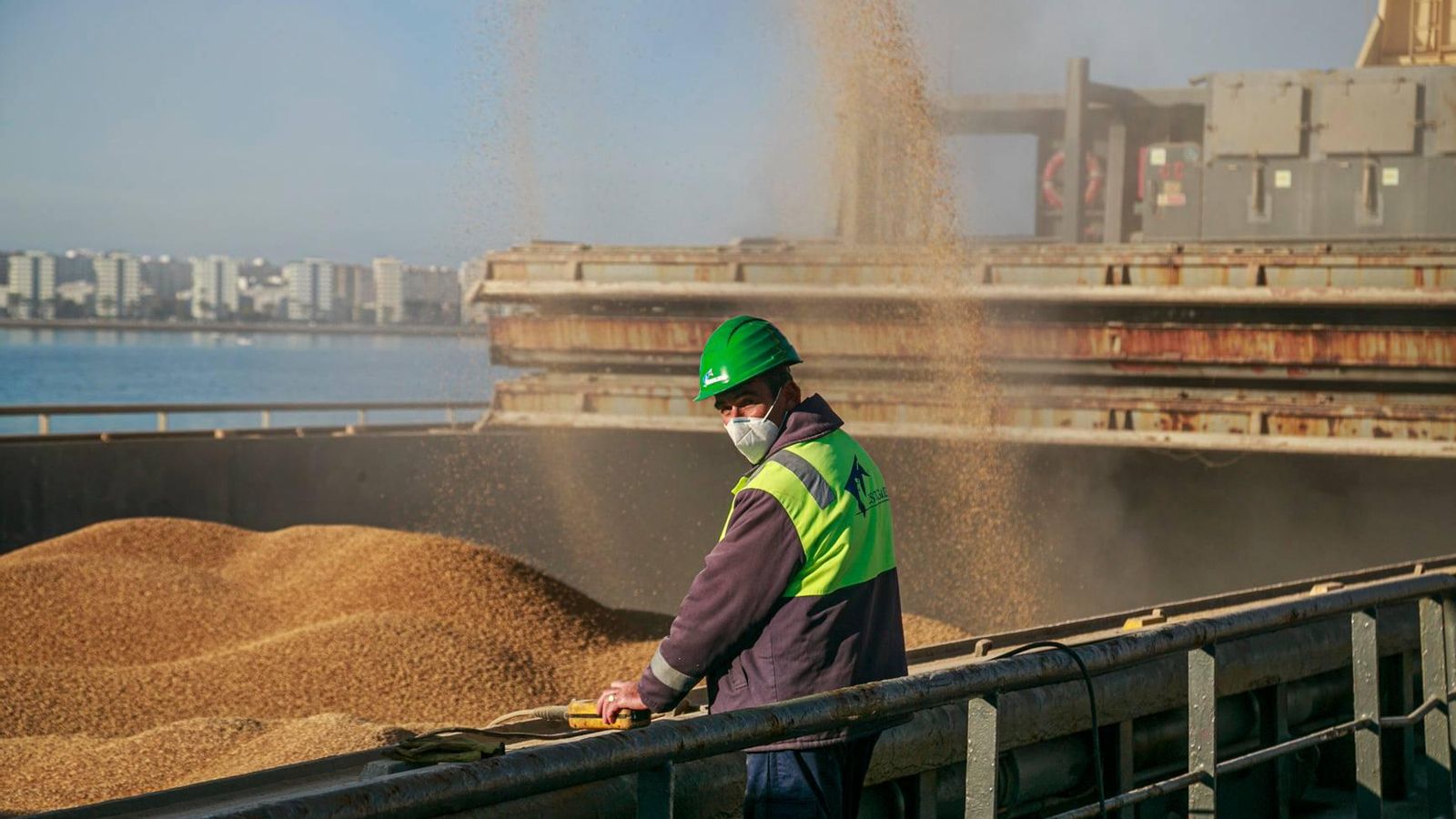 Cabezuela necesita, a pesar de su ya falta de espacio para su expansión, buscar nuevos clientes de cara a los tiempos venideros