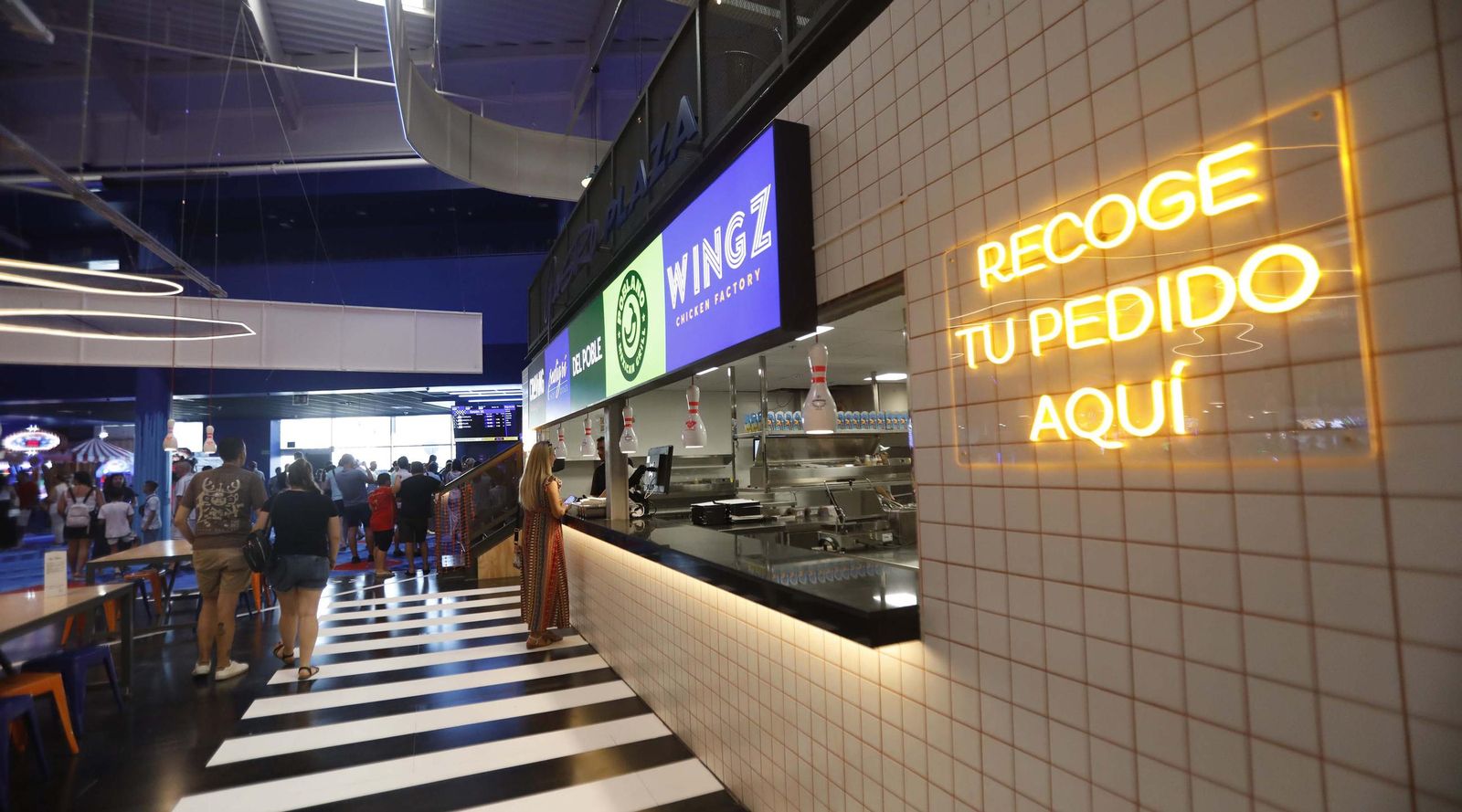 Las fotos de la inauguración del centro de ocio Ozone Bowling en Palmones