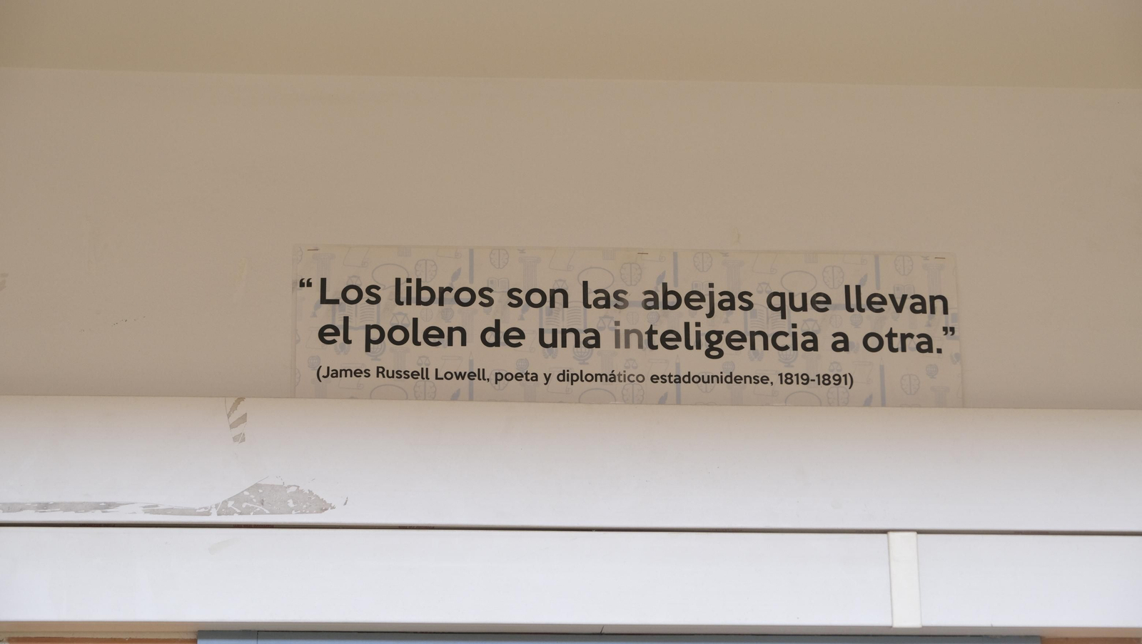 Imágenes del comienzo del nuevo curso de Secundaria en el IES Aurantia de Benahadux