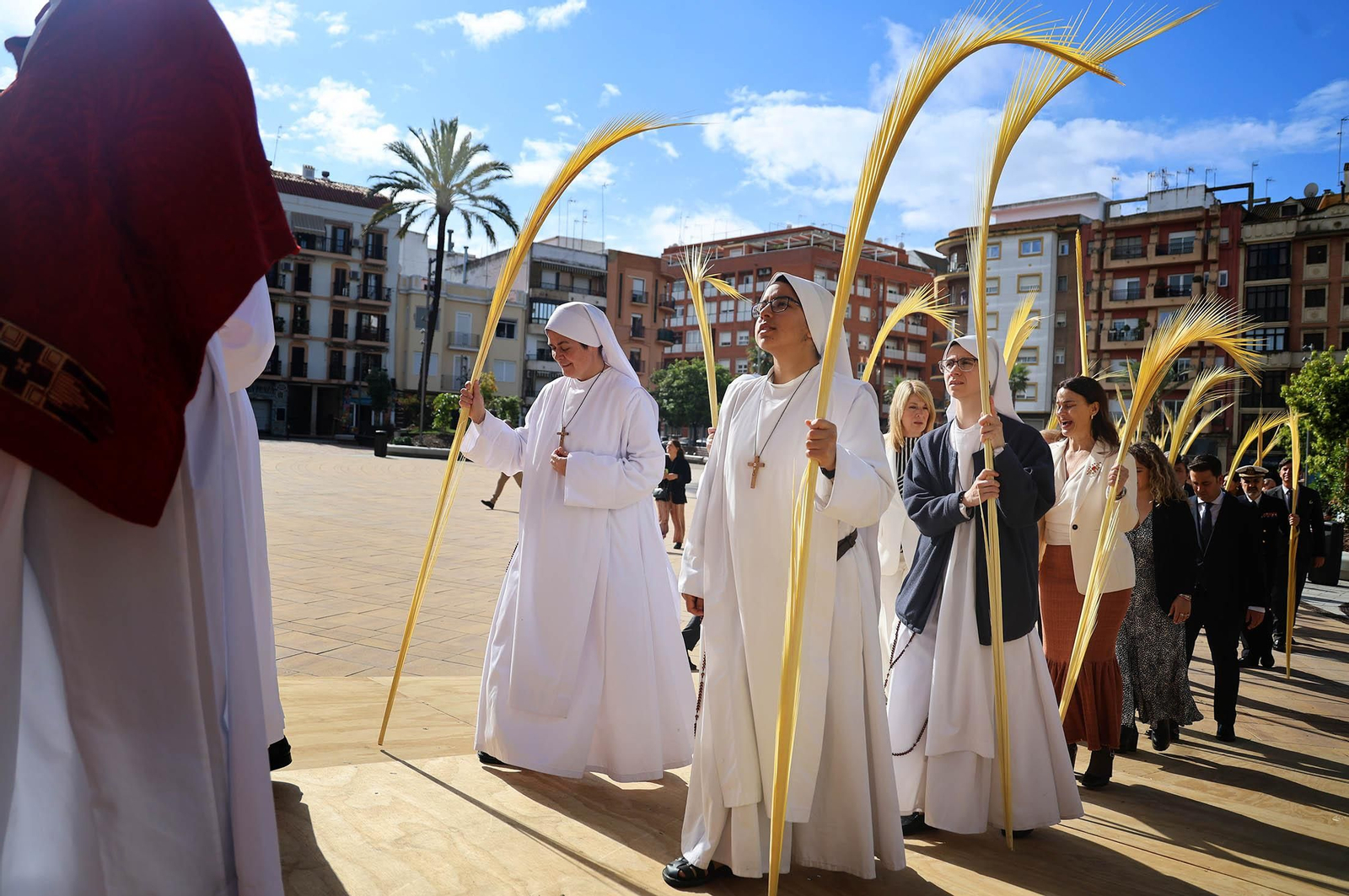 Domingo de Ramos 2025: Imágenes de la Misa presidida por el obispo de Huelva, Santiago Gómez, en la Catedral de Huelva