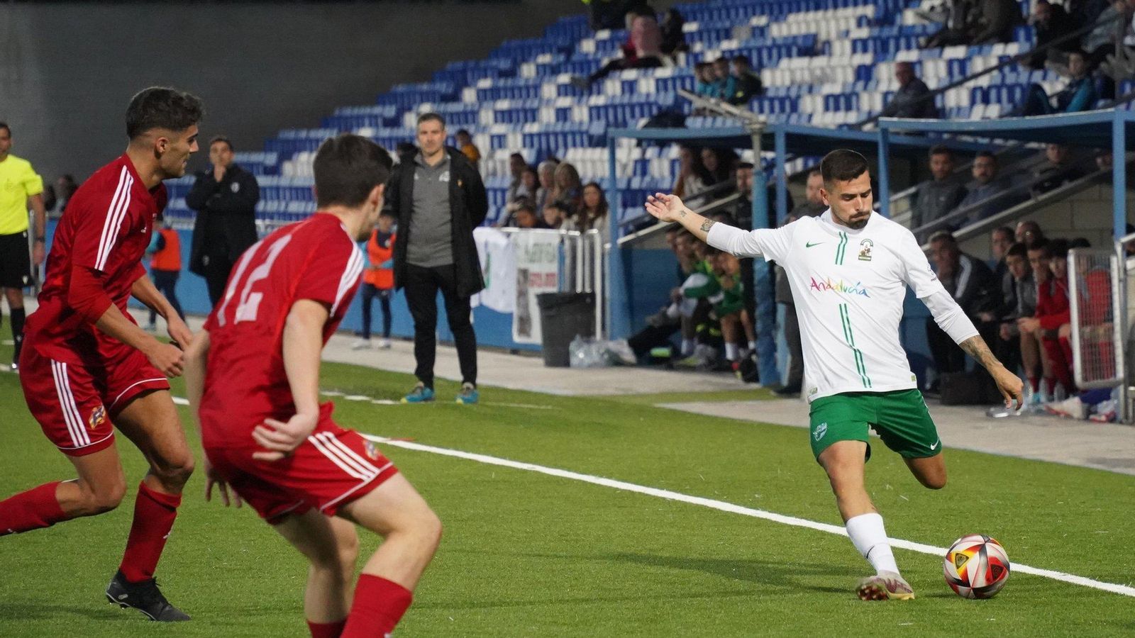 Adri Paz, en una acción de juego con la selección andaluza.